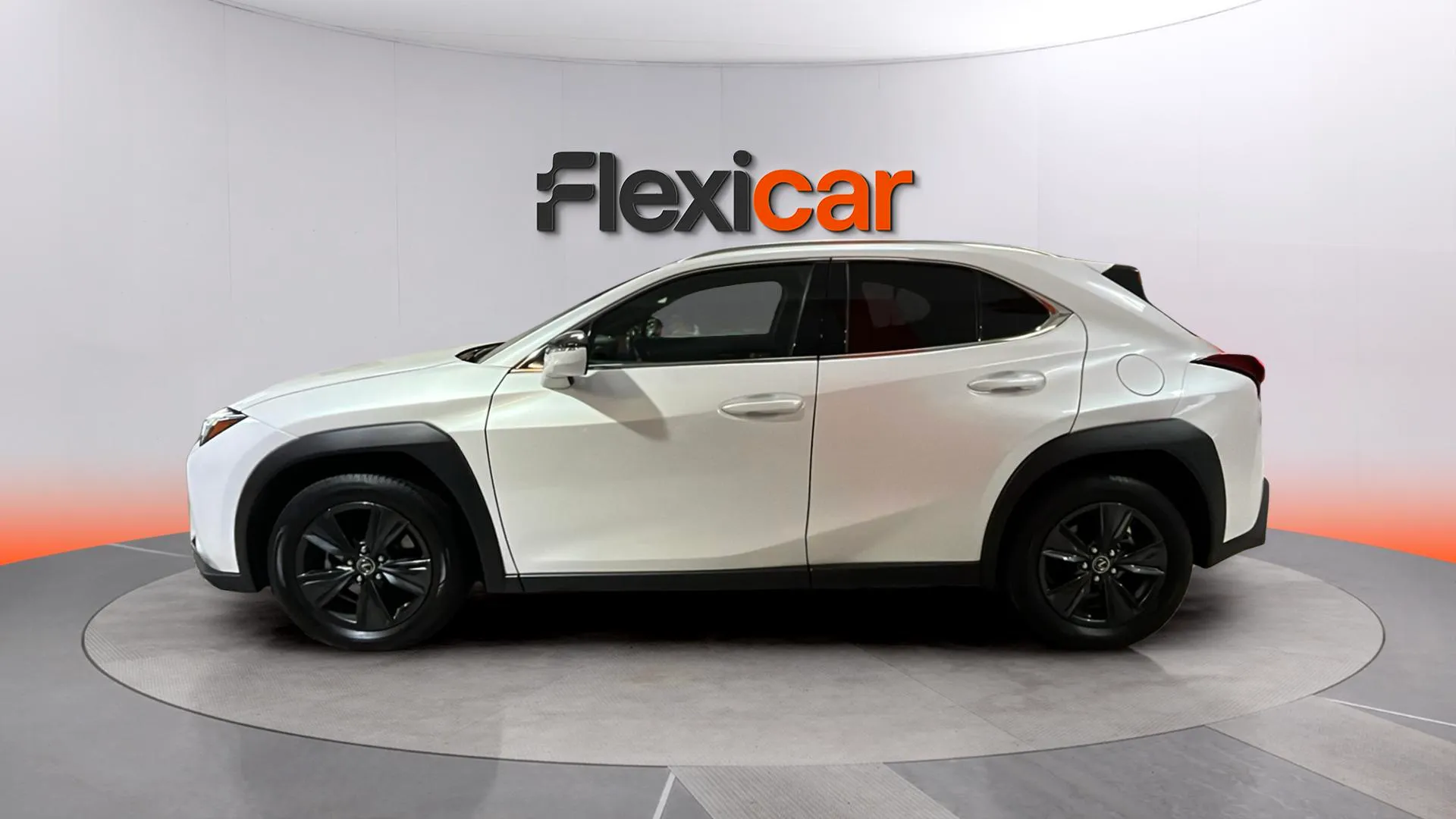 Lexus UX 2.0 250h Business - foto 4