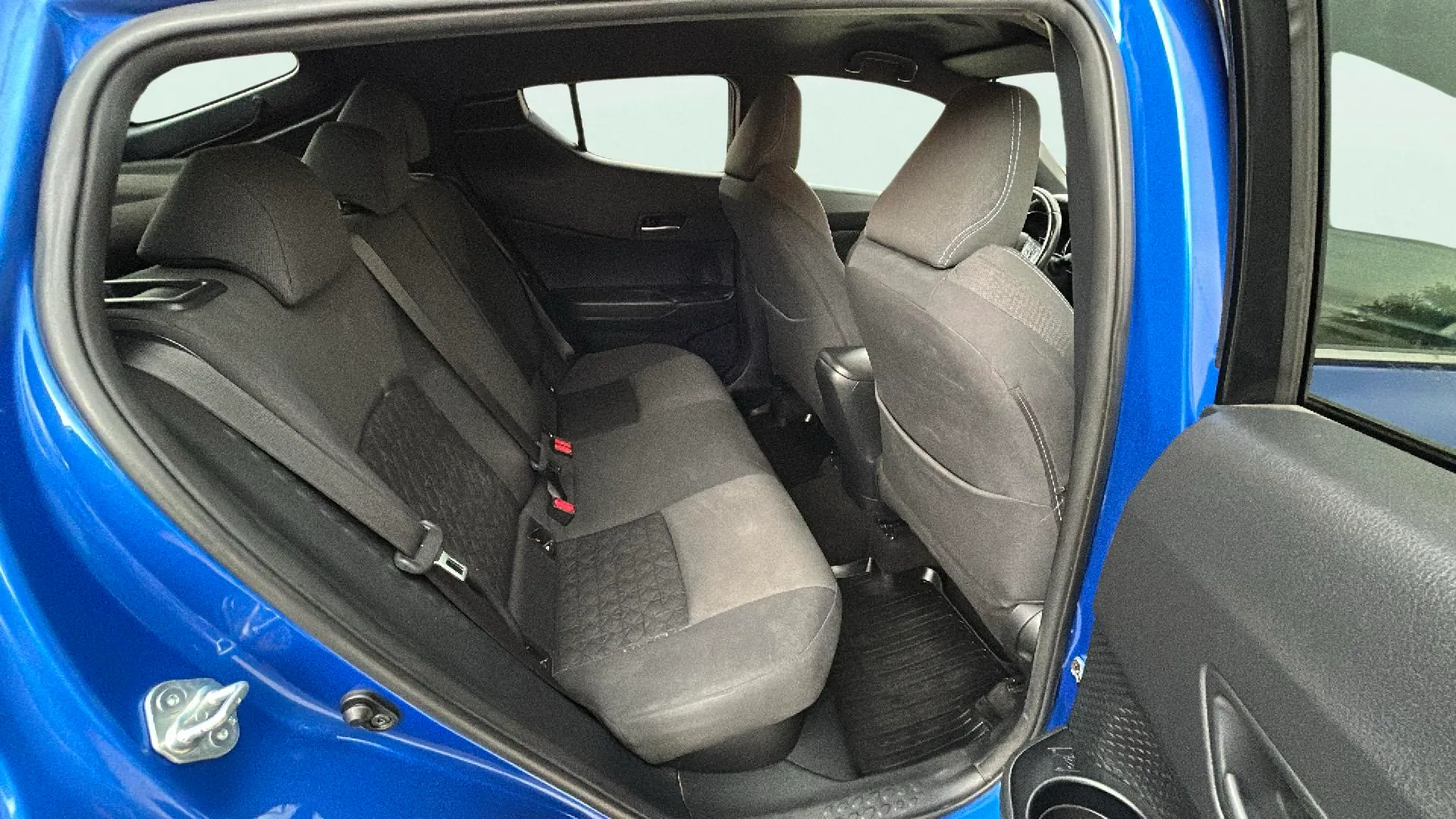 Toyota C-HR 1.8 125H Advance - foto 14