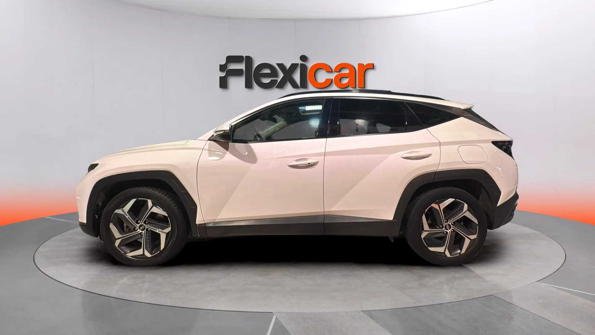 Hyundai Tucson 1.6 CRDi 48V Maxx DCT 4x4 - foto 4