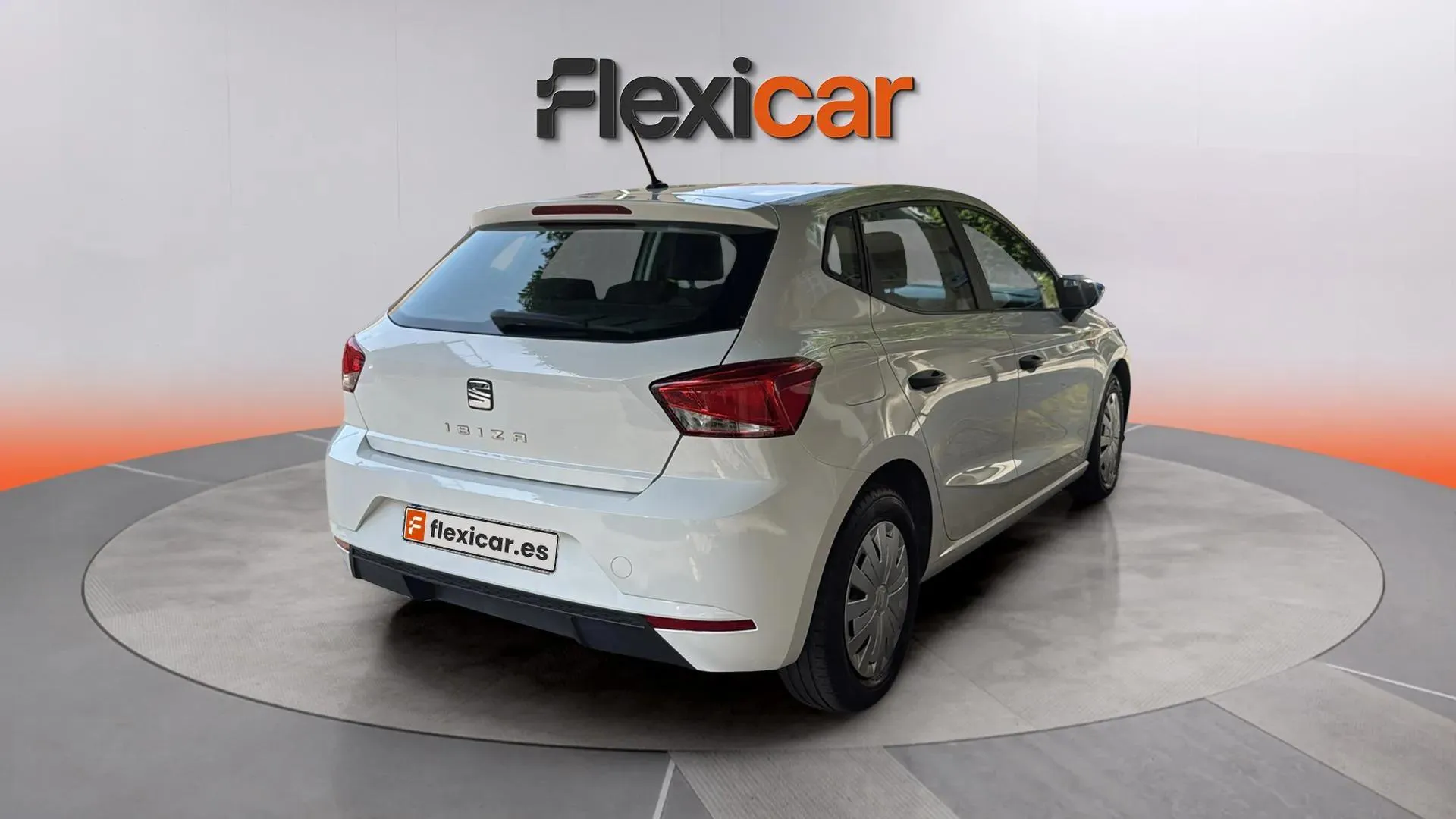 SEAT Ibiza 1.6 TDI Reference - foto 3
