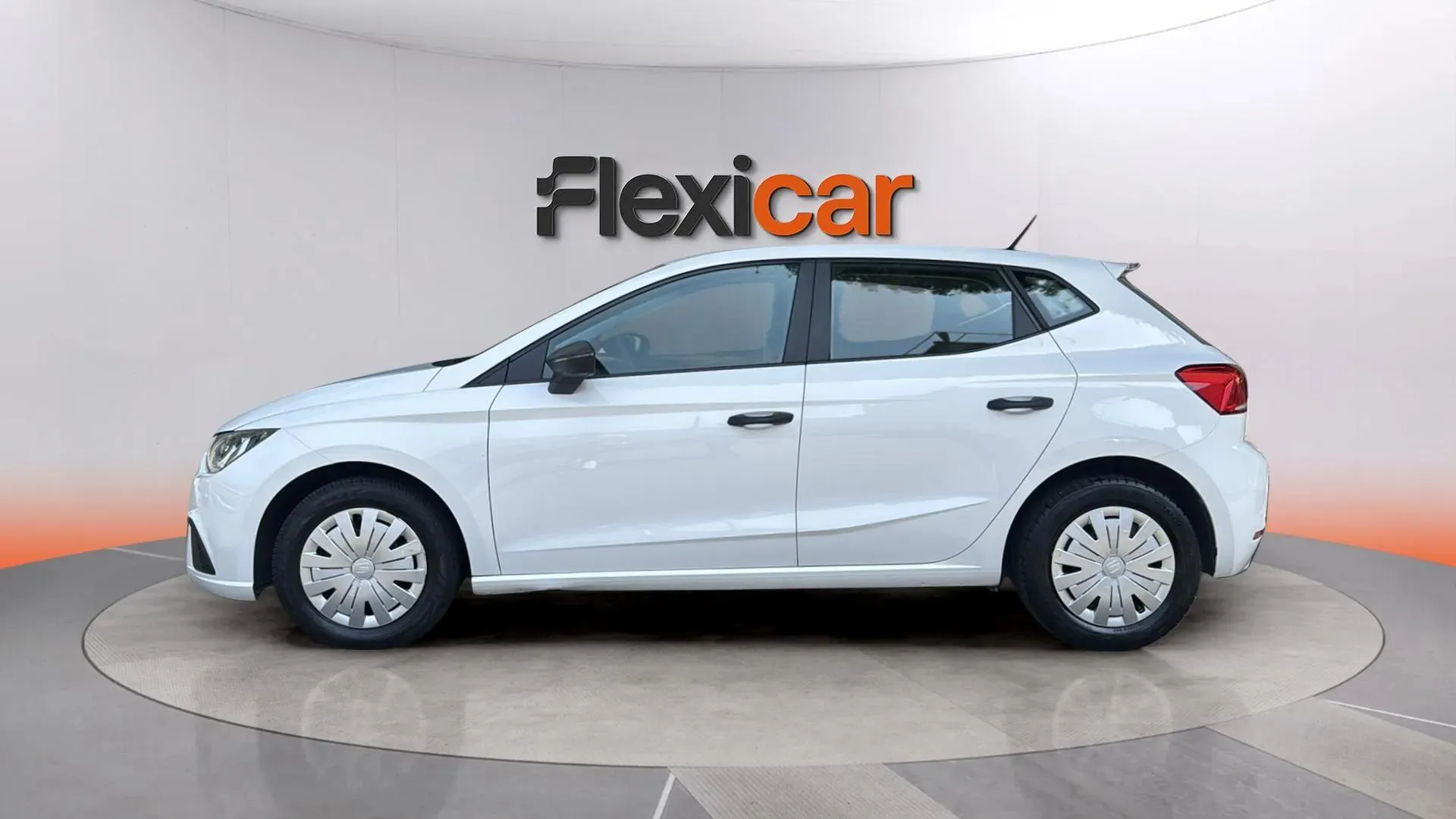 SEAT Ibiza 1.6 TDI Reference - foto 6