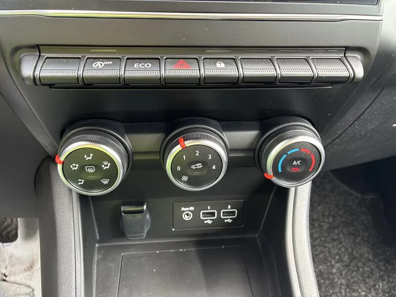 Renault Captur equilibre TCe - foto 28