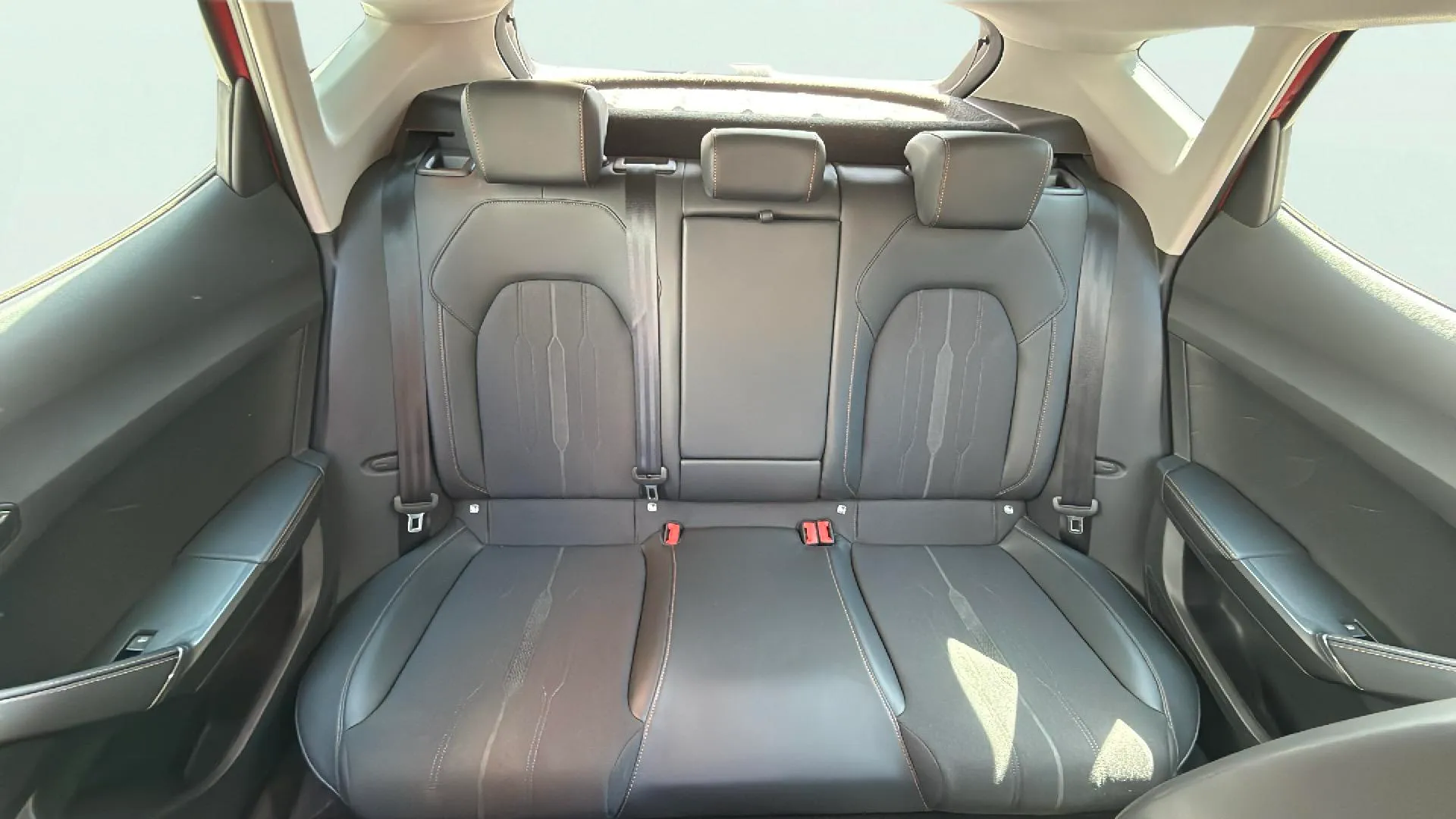 Cupra Formentor 1.5 TSI DSG - foto 19