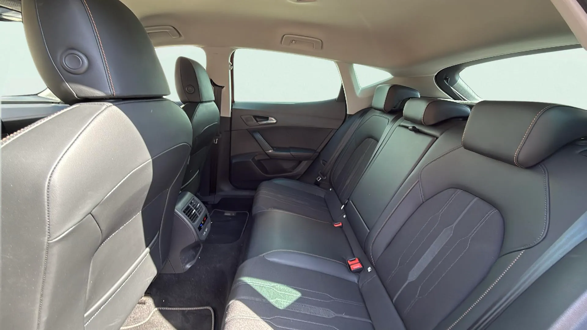 Cupra Formentor 1.5 TSI DSG - foto 20