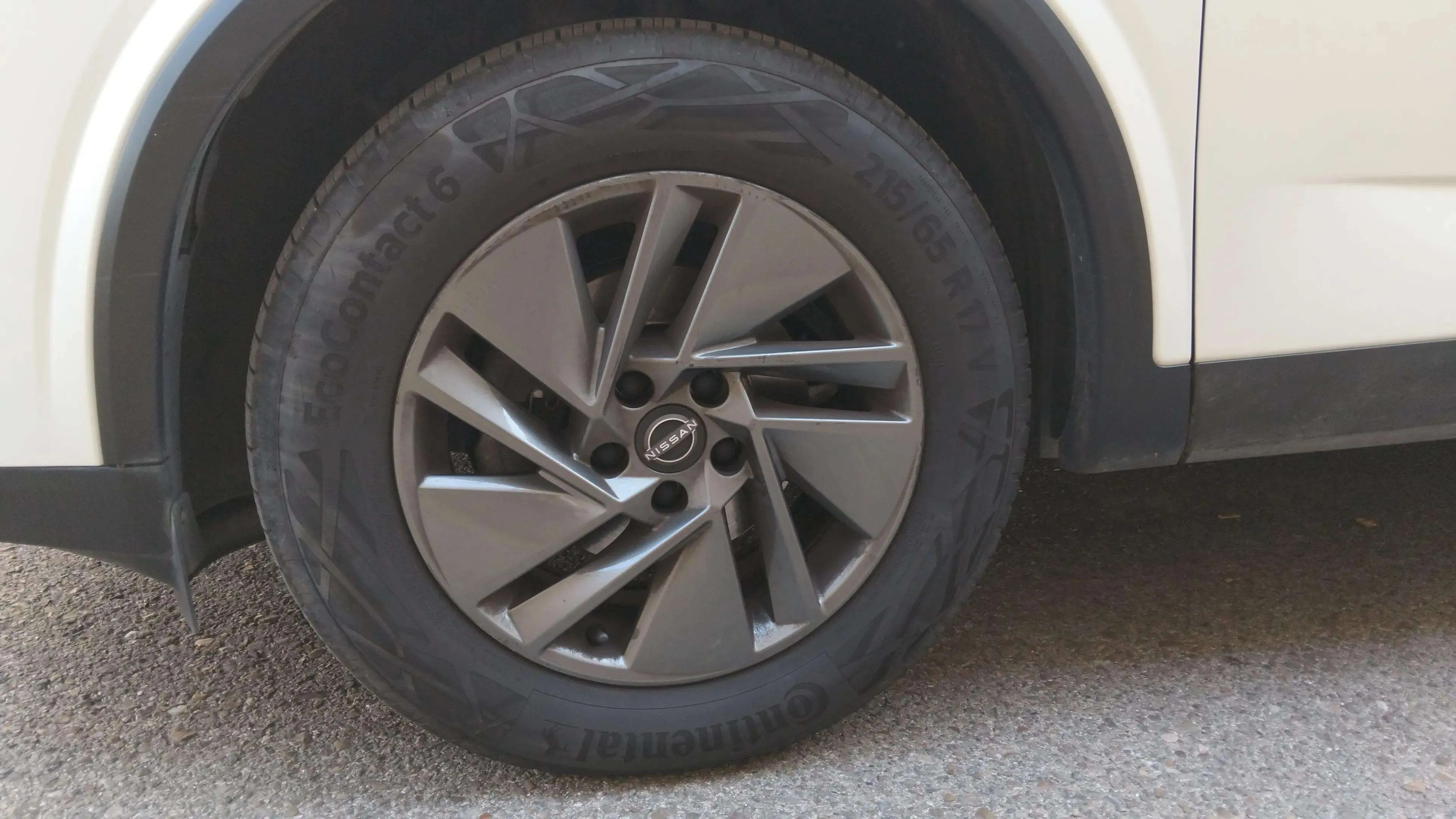 Nissan Qashqai DIG-T mHEV 4x2 Acenta - foto 19