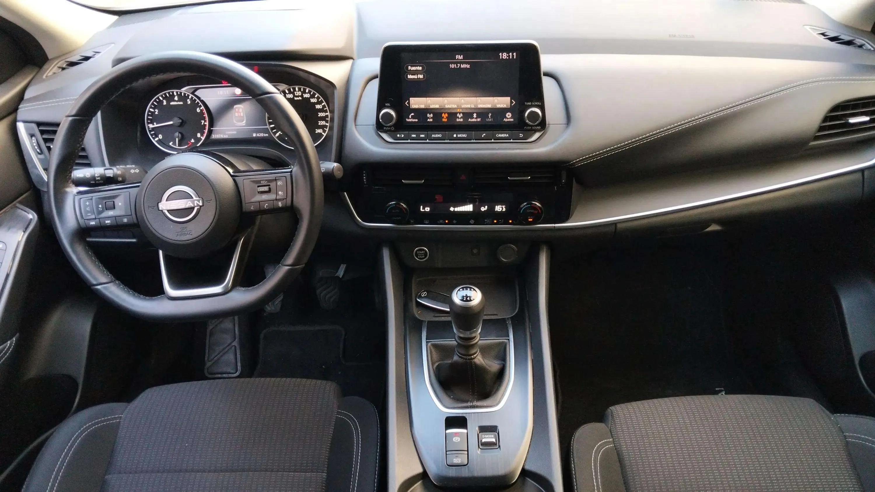 Nissan Qashqai DIG-T mHEV 4x2 Acenta - foto 6
