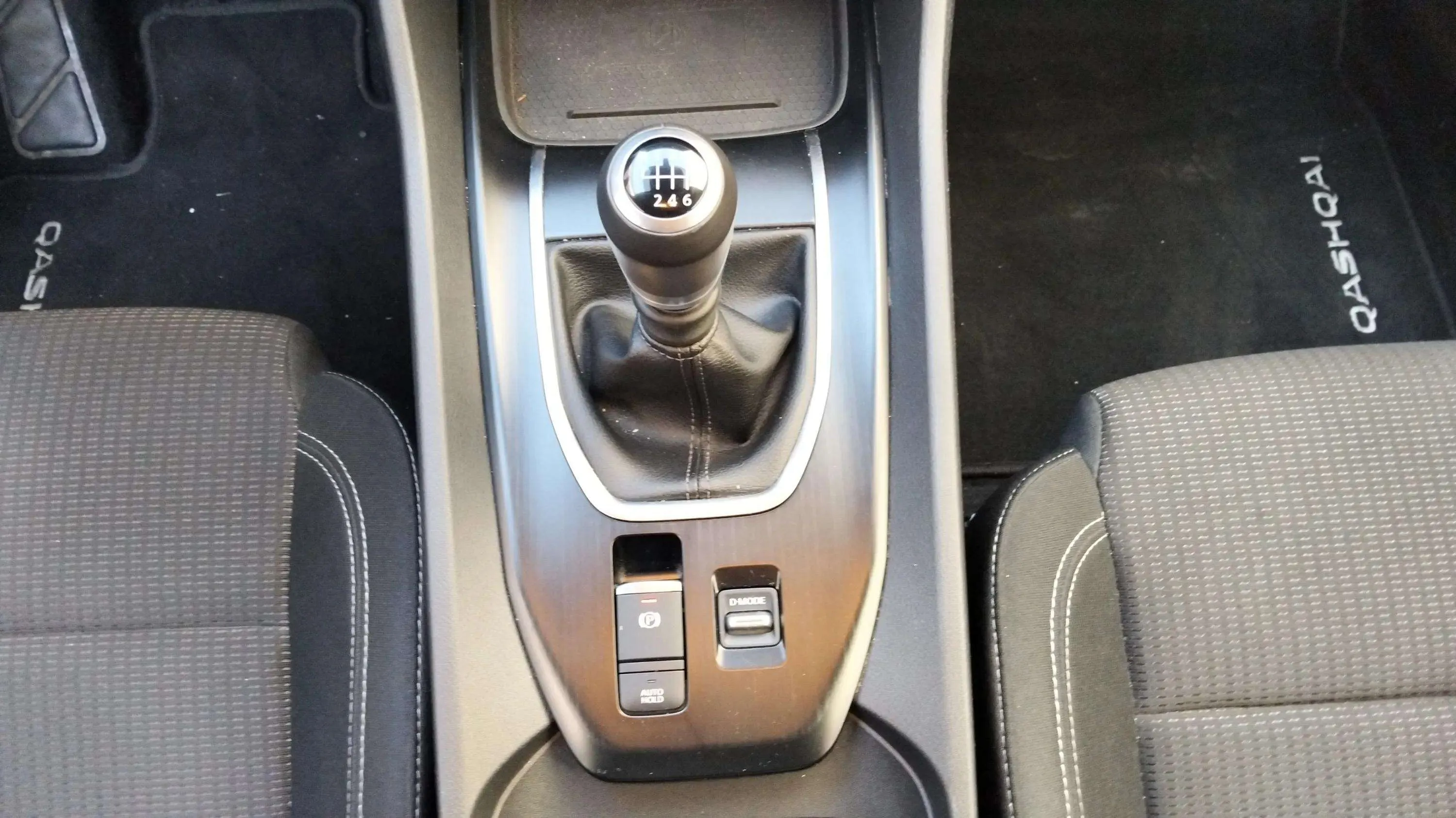 Nissan Qashqai DIG-T mHEV 4x2 Acenta - foto 7
