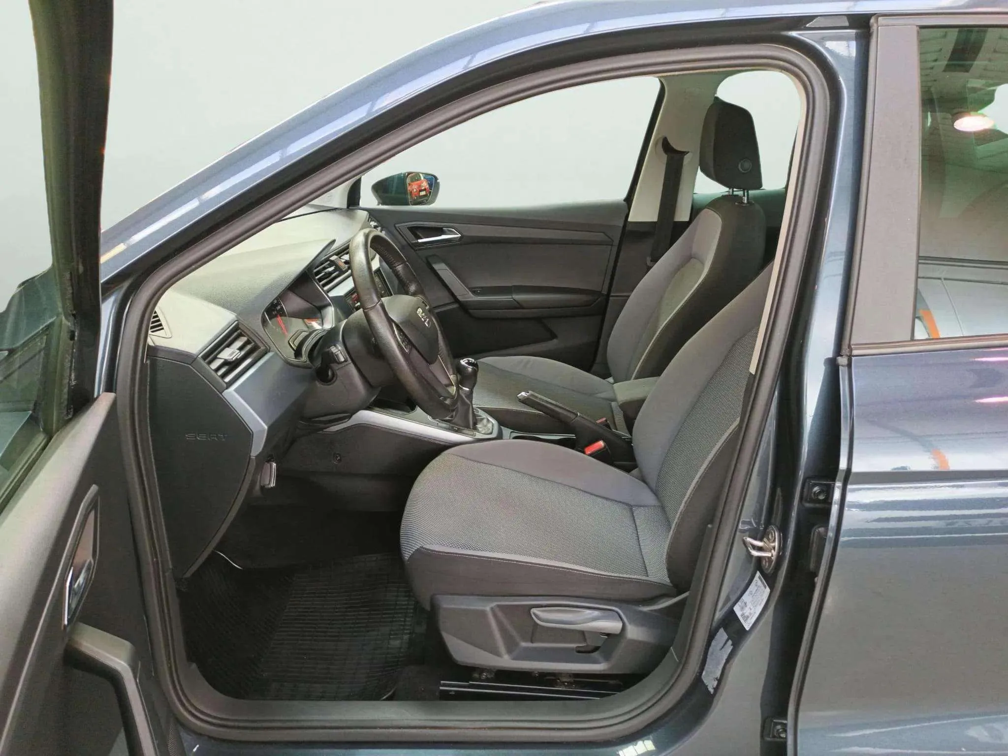 SEAT Arona 1.6 TDI Style Ecomotive - foto 9