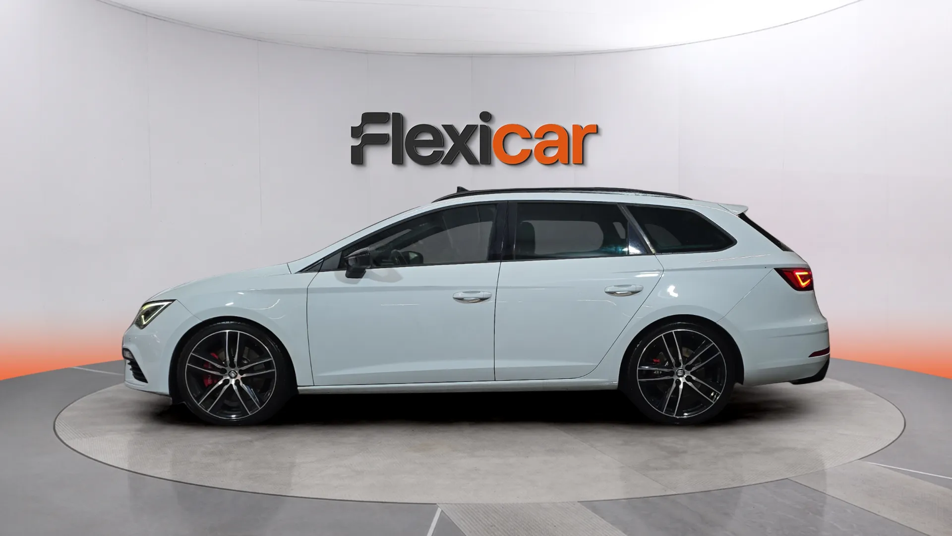 SEAT León ST 2.0 TSI DSG-6 Cupra - foto 7