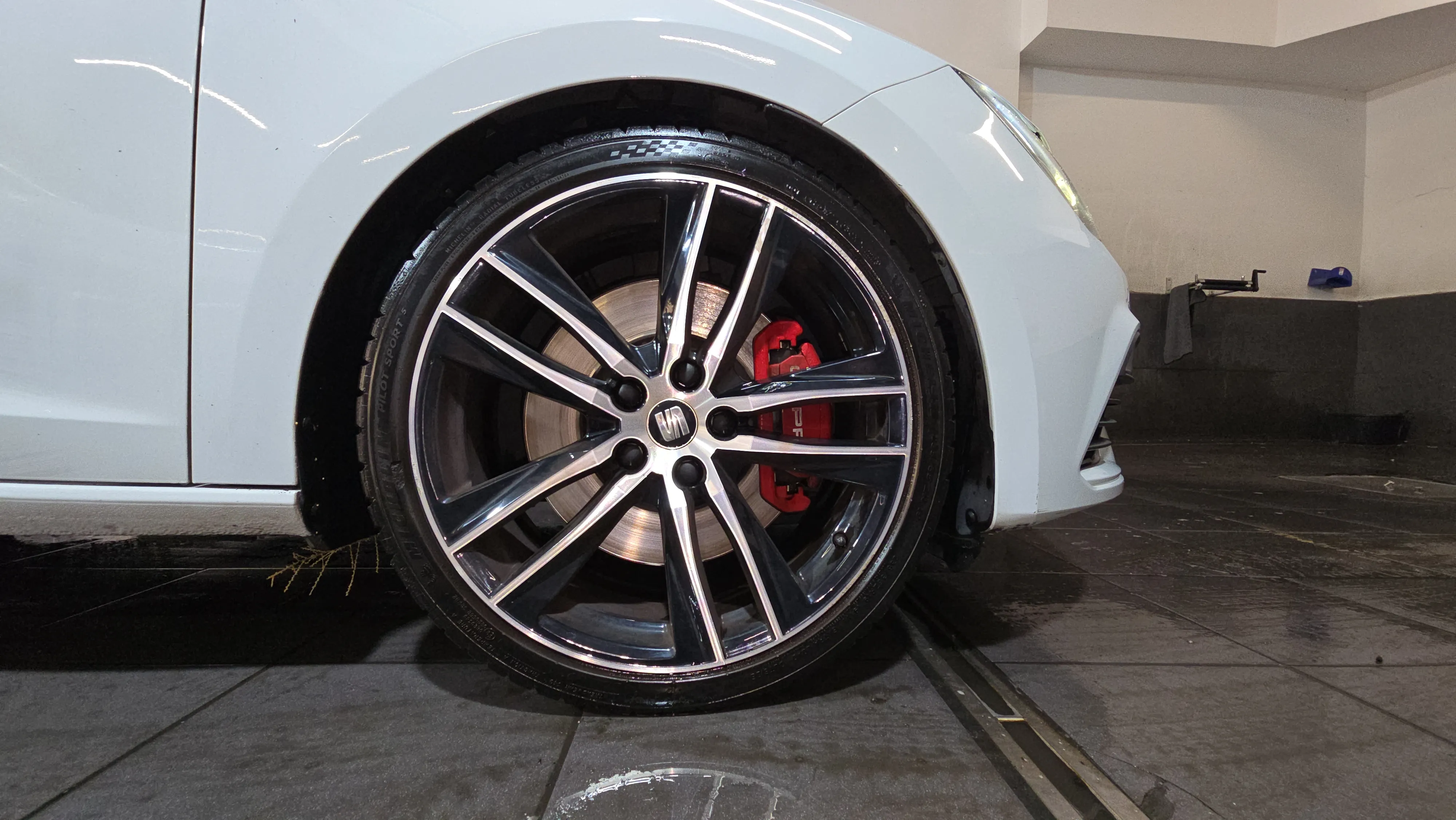 SEAT León ST 2.0 TSI DSG-6 Cupra - foto 25