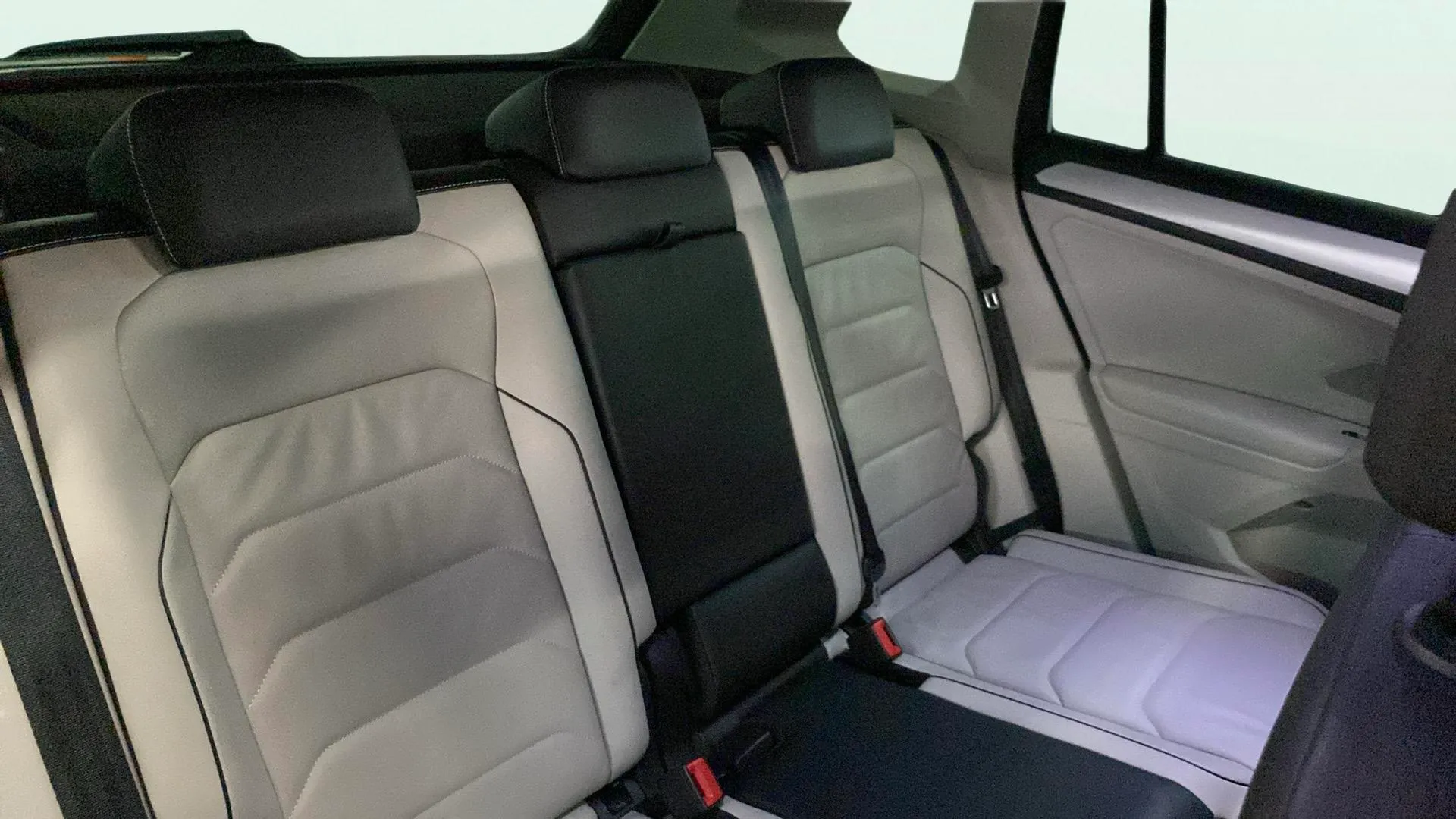 Volkswagen Tiguan Sport 1.5 TSI DSG - foto 29