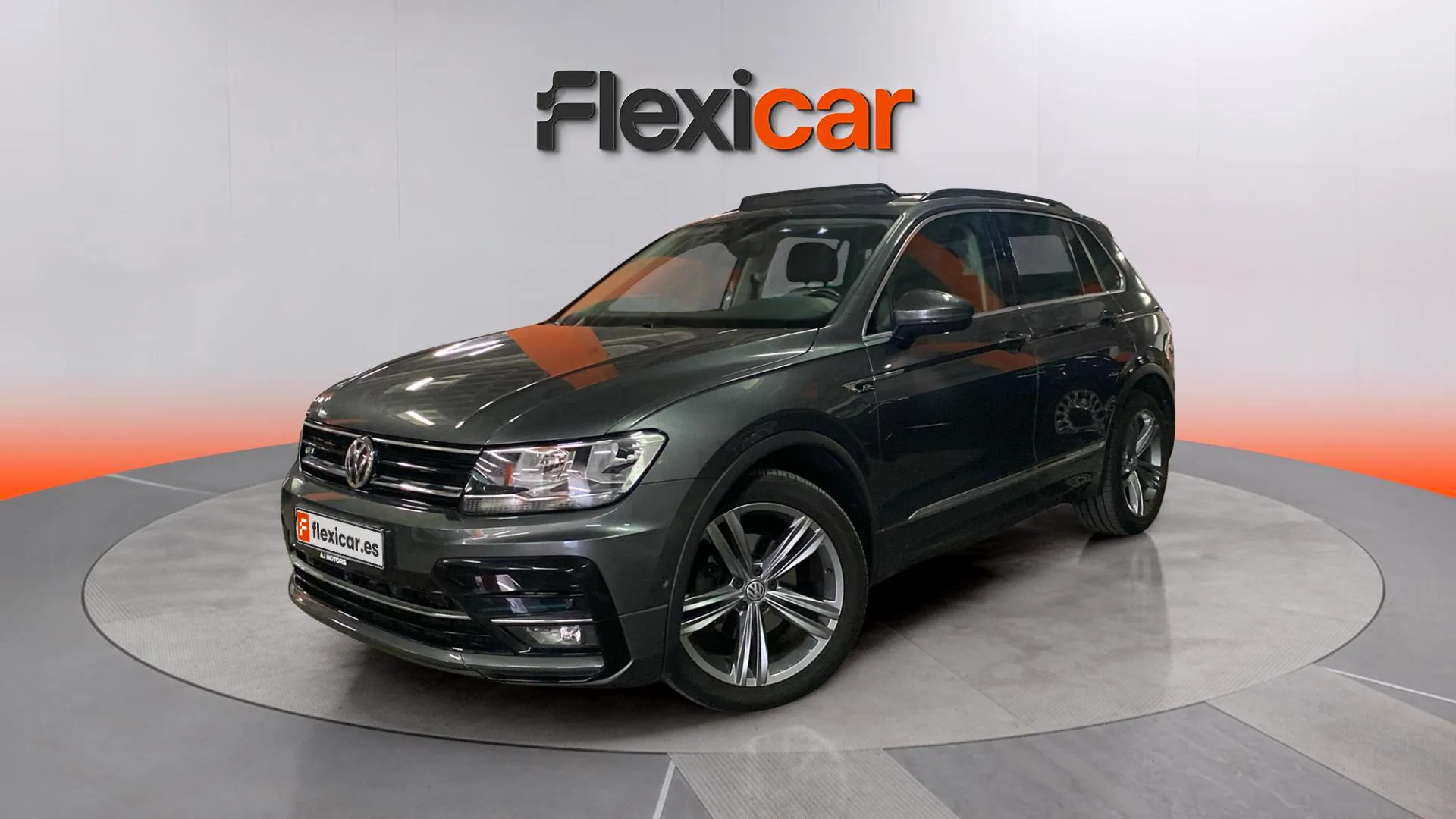 Volkswagen Tiguan Sport 1.5 TSI DSG - foto 2