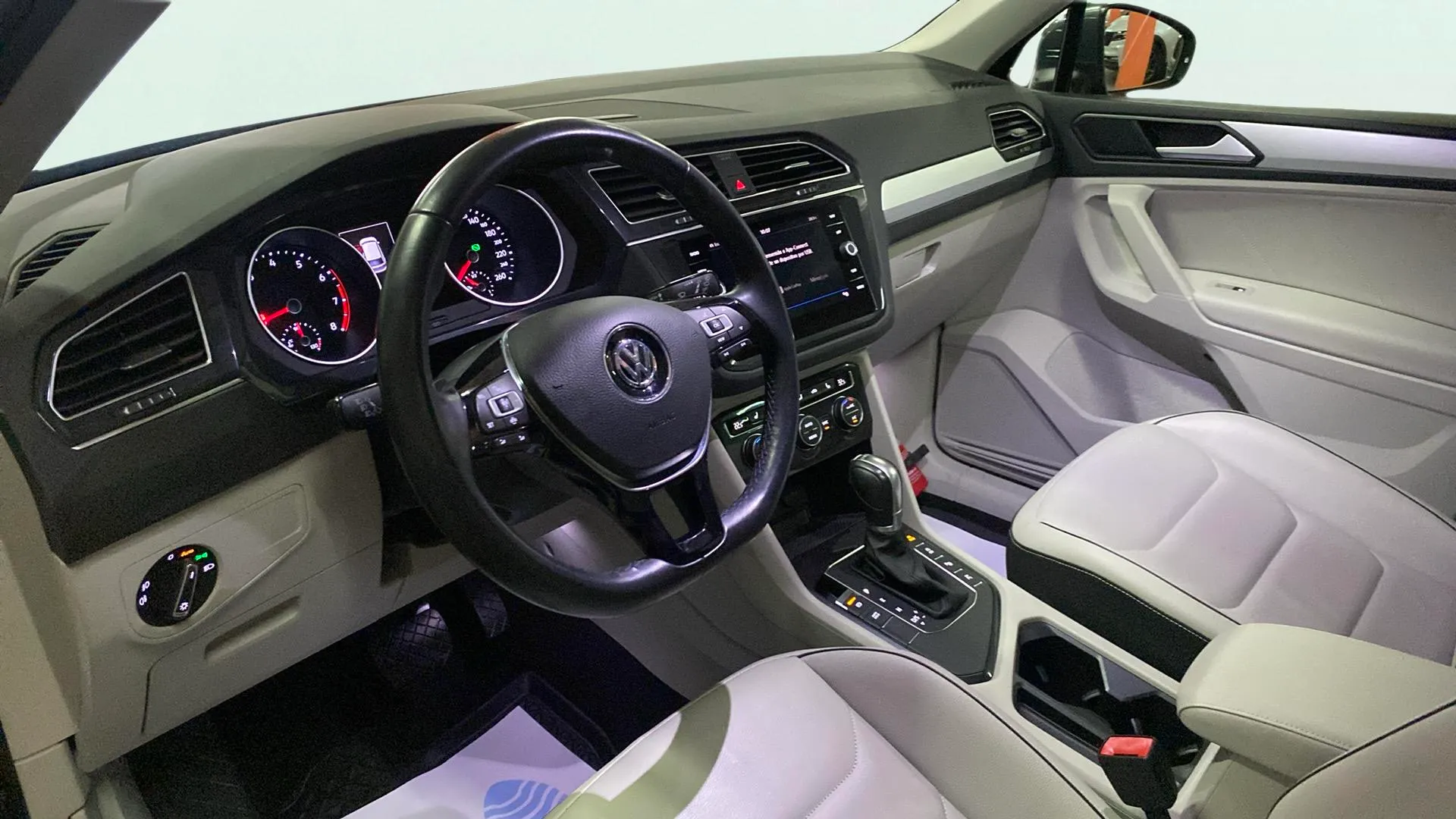 Volkswagen Tiguan Sport 1.5 TSI DSG - foto 10