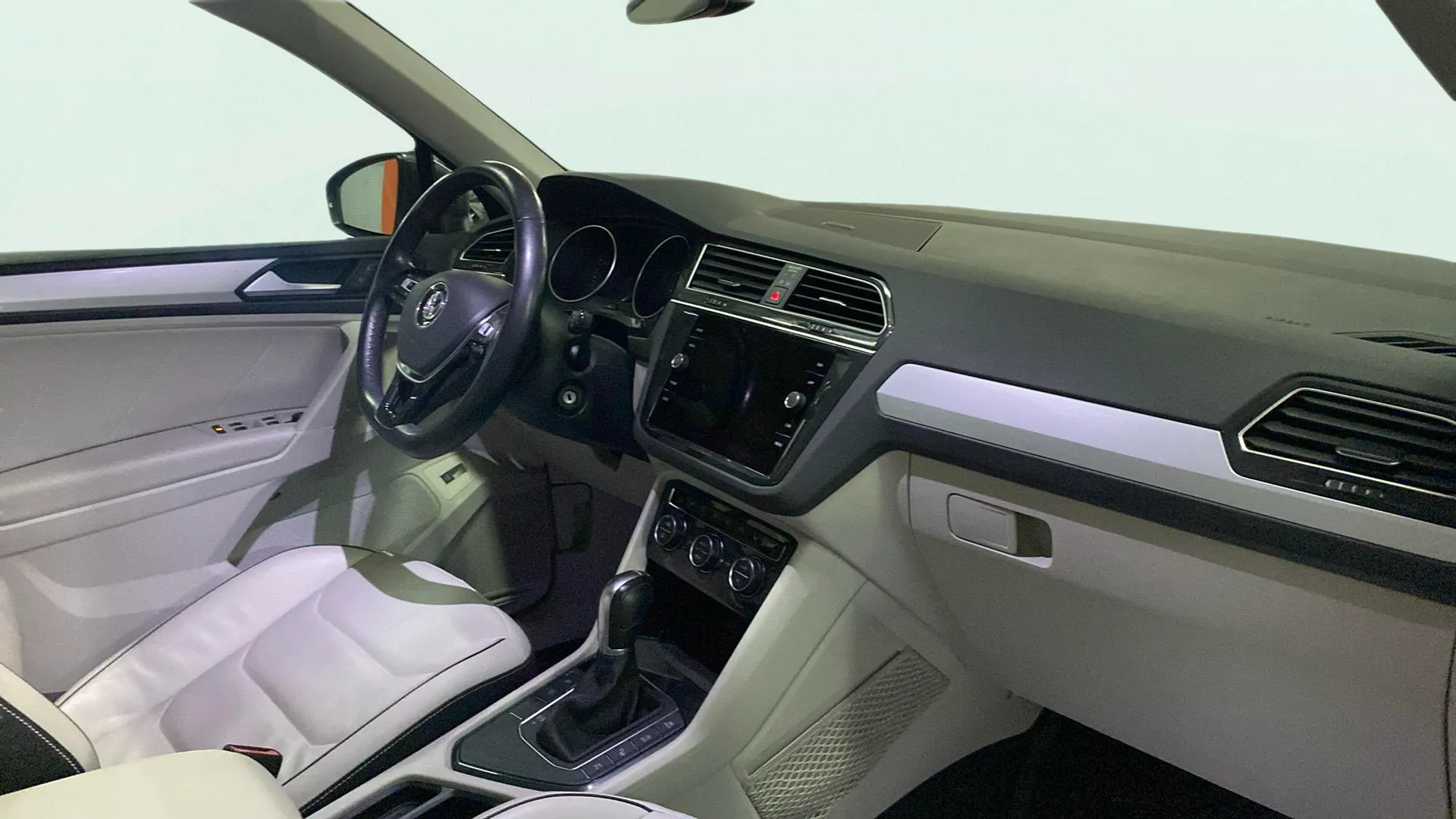 Volkswagen Tiguan Sport 1.5 TSI DSG - foto 11