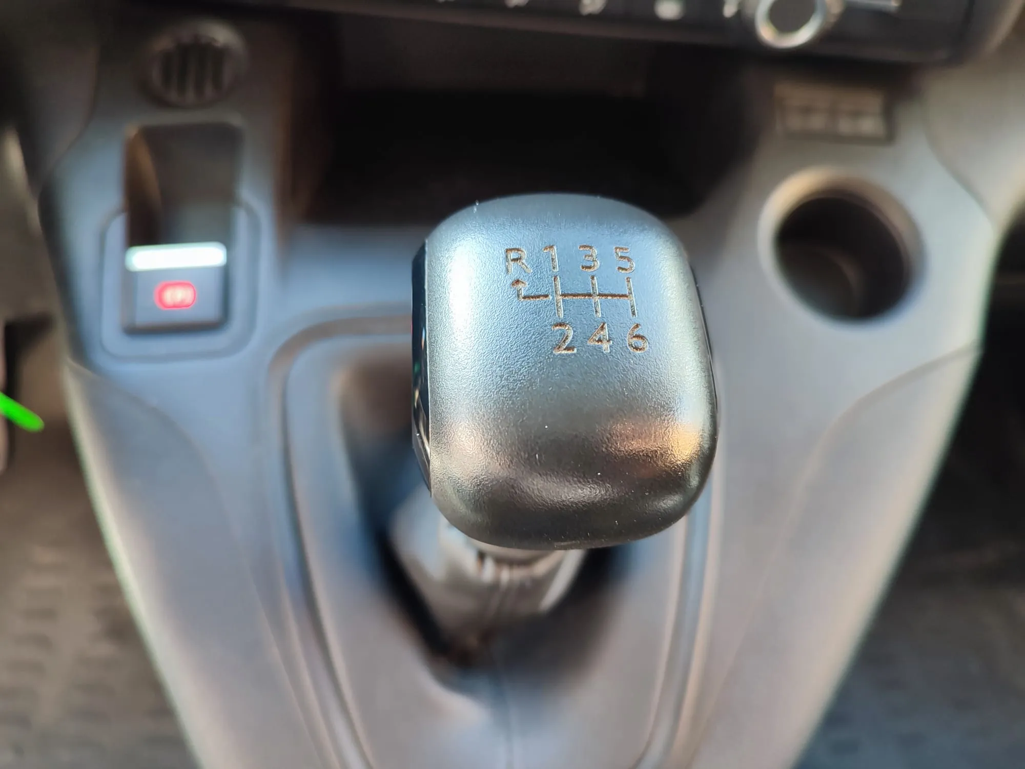 Peugeot Partner Pro Standard 600kg PureTech - foto 10