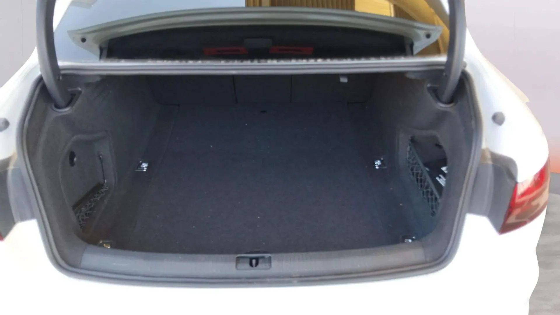 Audi A4 Avant Advanced 35 TDI S tronic - foto 22