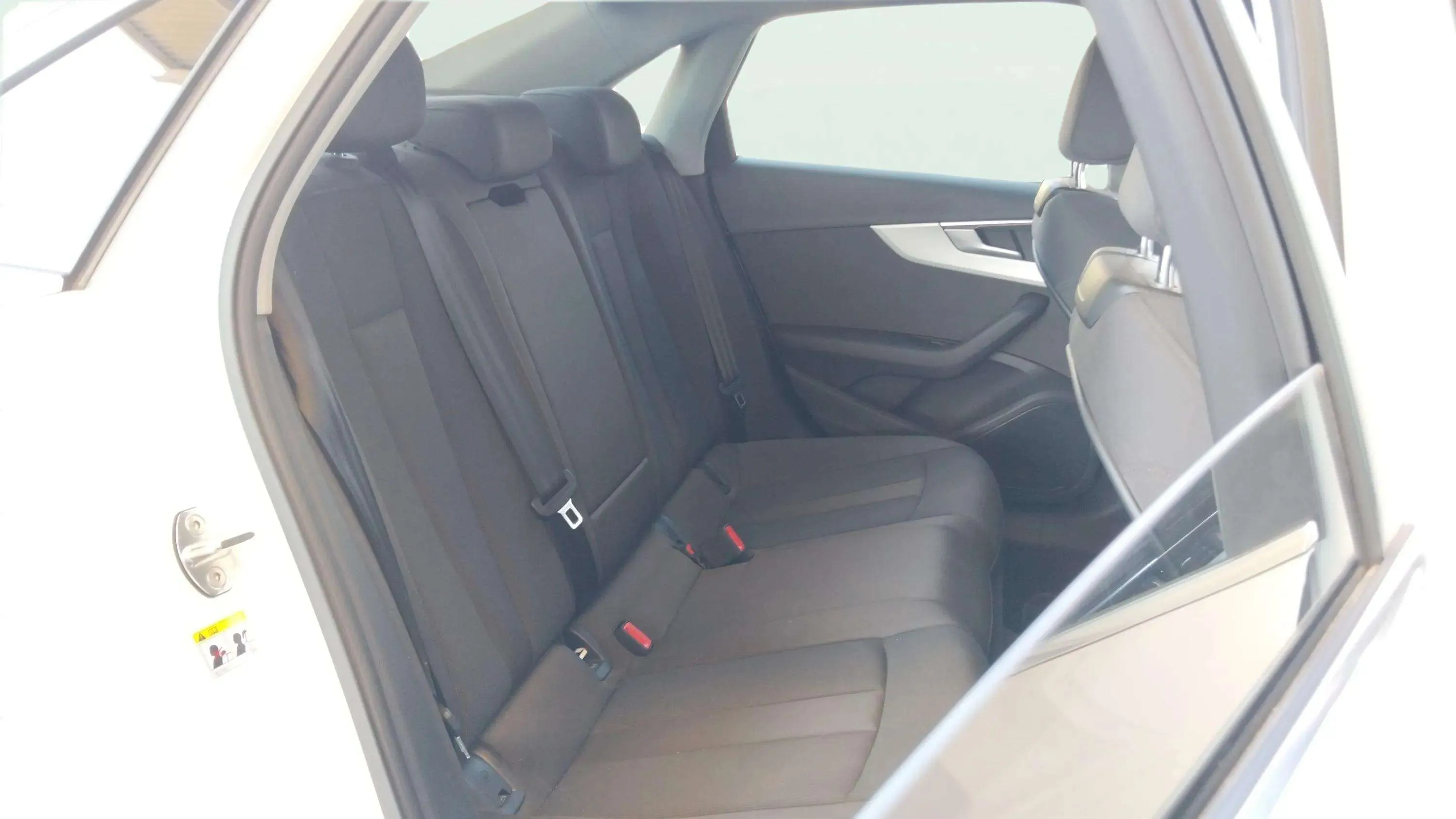 Audi A4 Avant Advanced 35 TDI S tronic - foto 20