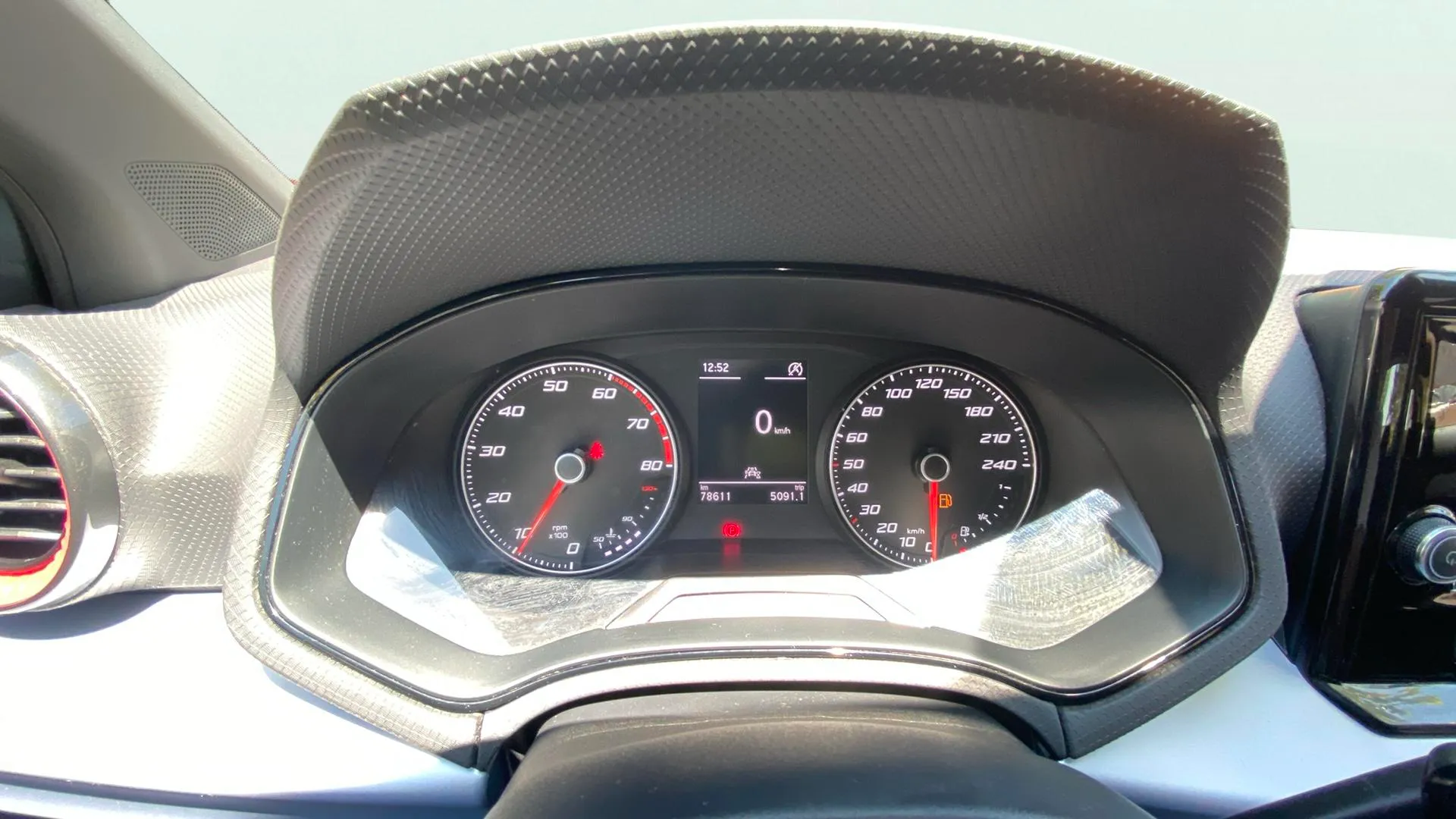 SEAT Ibiza 1.0 TSI FR - foto 11