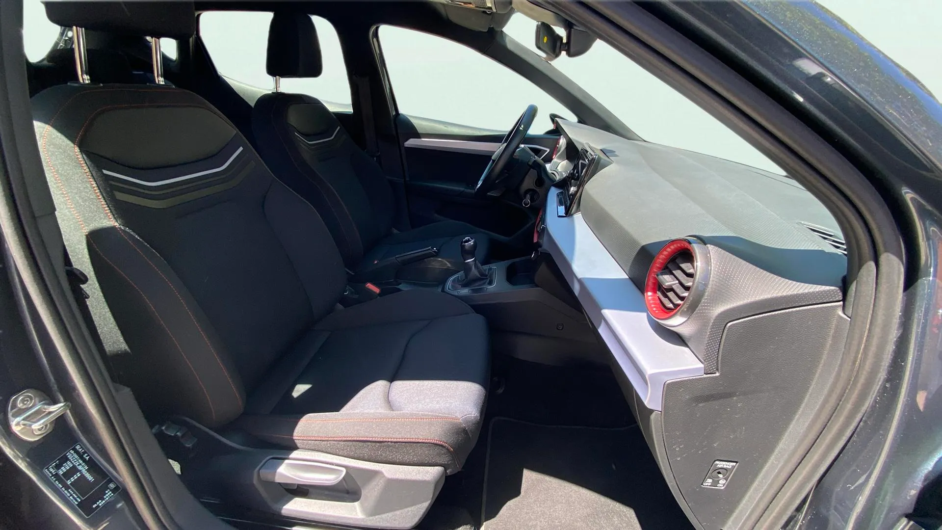 SEAT Ibiza 1.0 TSI FR - foto 12