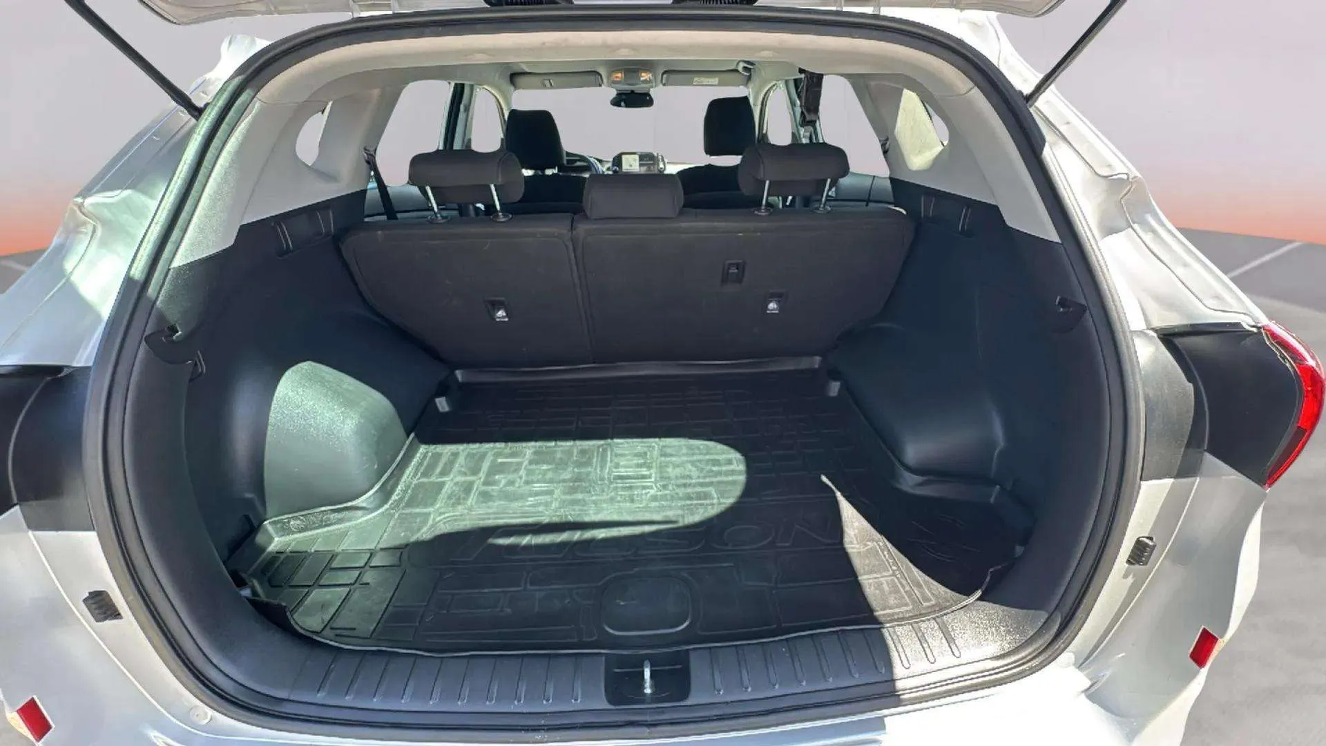 Hyundai Tucson 1.6 T-GDi Tecno 4x2 - foto 18