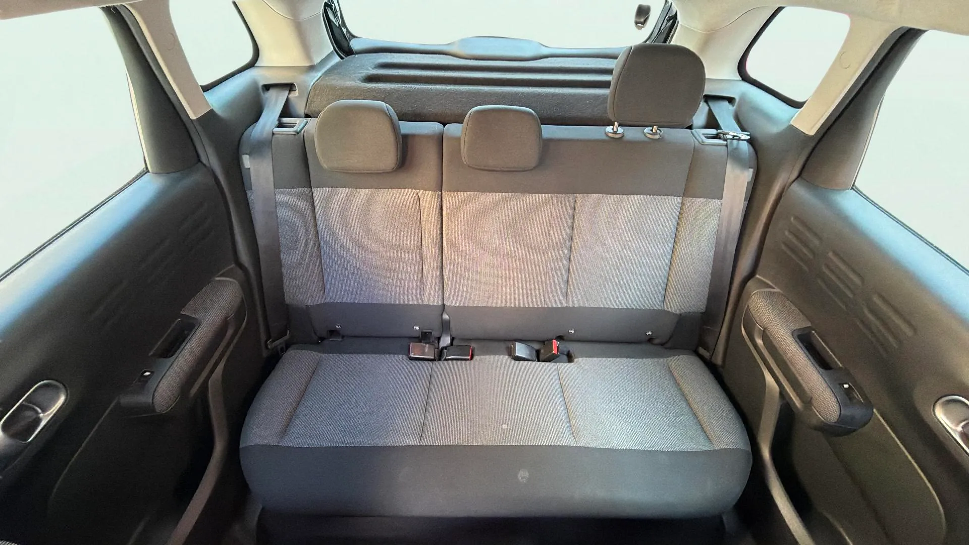 Citroën C3 Aircross PureTech Shine - foto 17