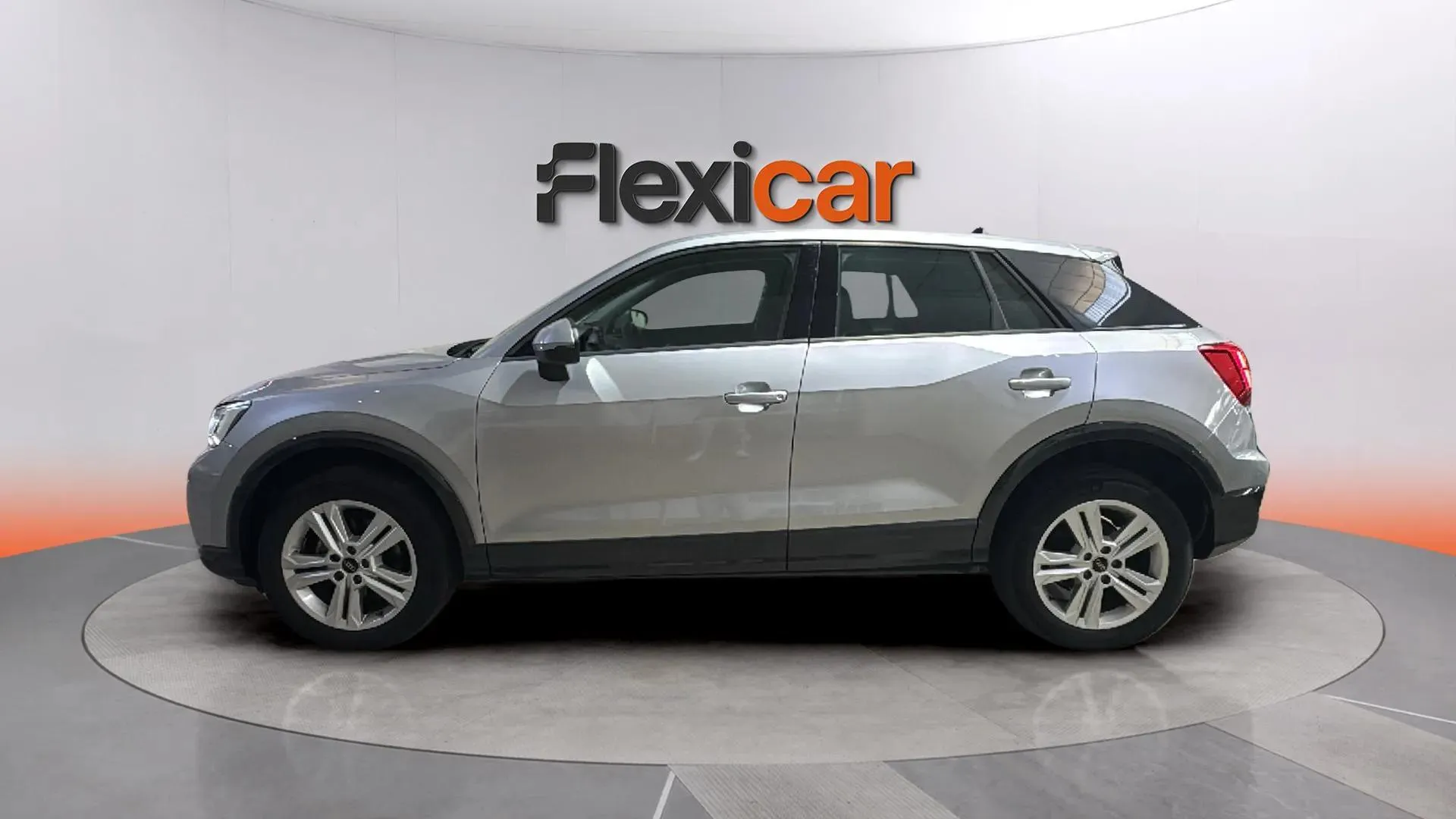 Audi Q2 Adrenalin 30 TDI S tronic - foto 4