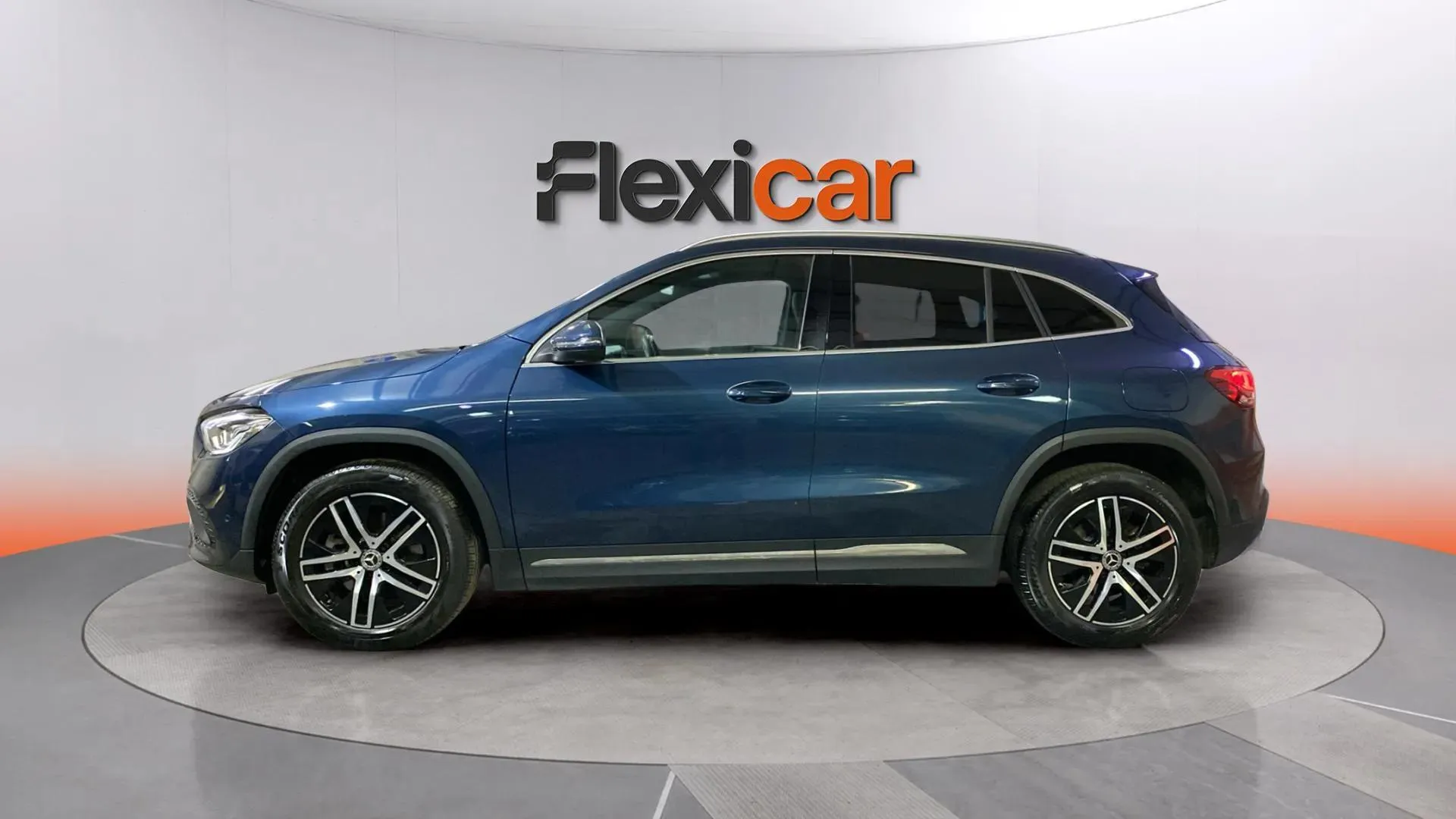 Mercedes-Benz GLA 250 e - foto 3