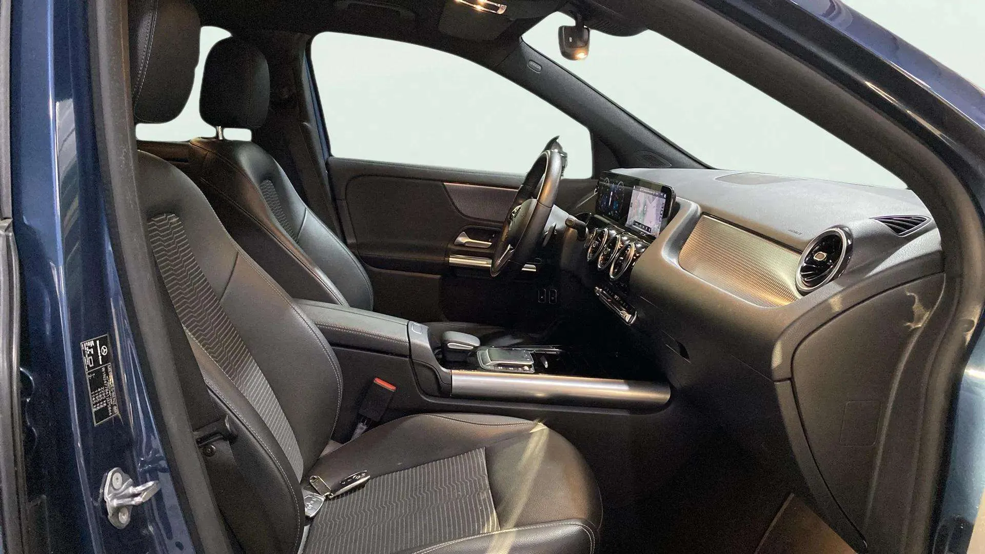 Mercedes-Benz GLA 250 e - foto 9