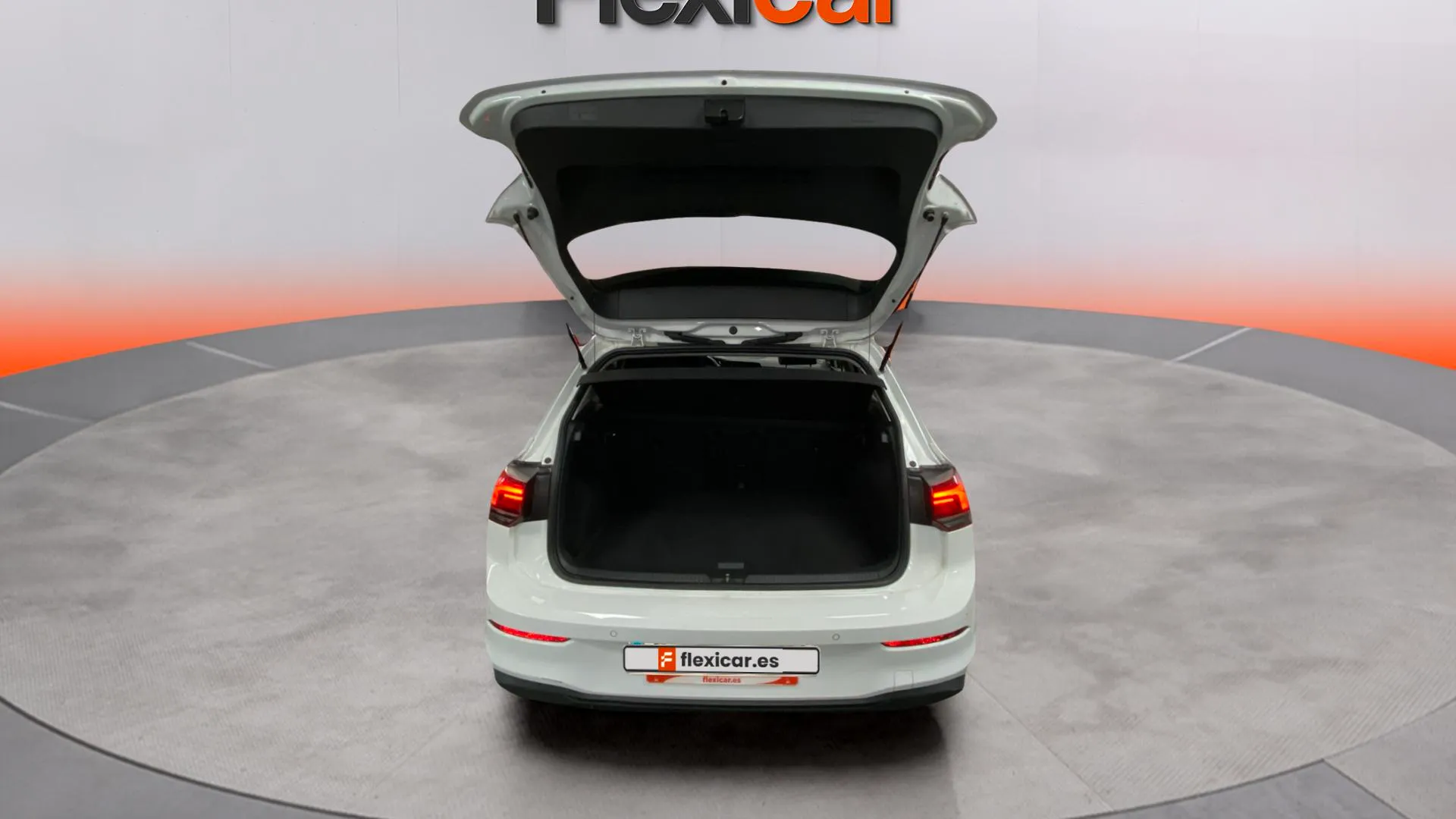 Volkswagen Golf 2.0 TDI DSG - foto 6