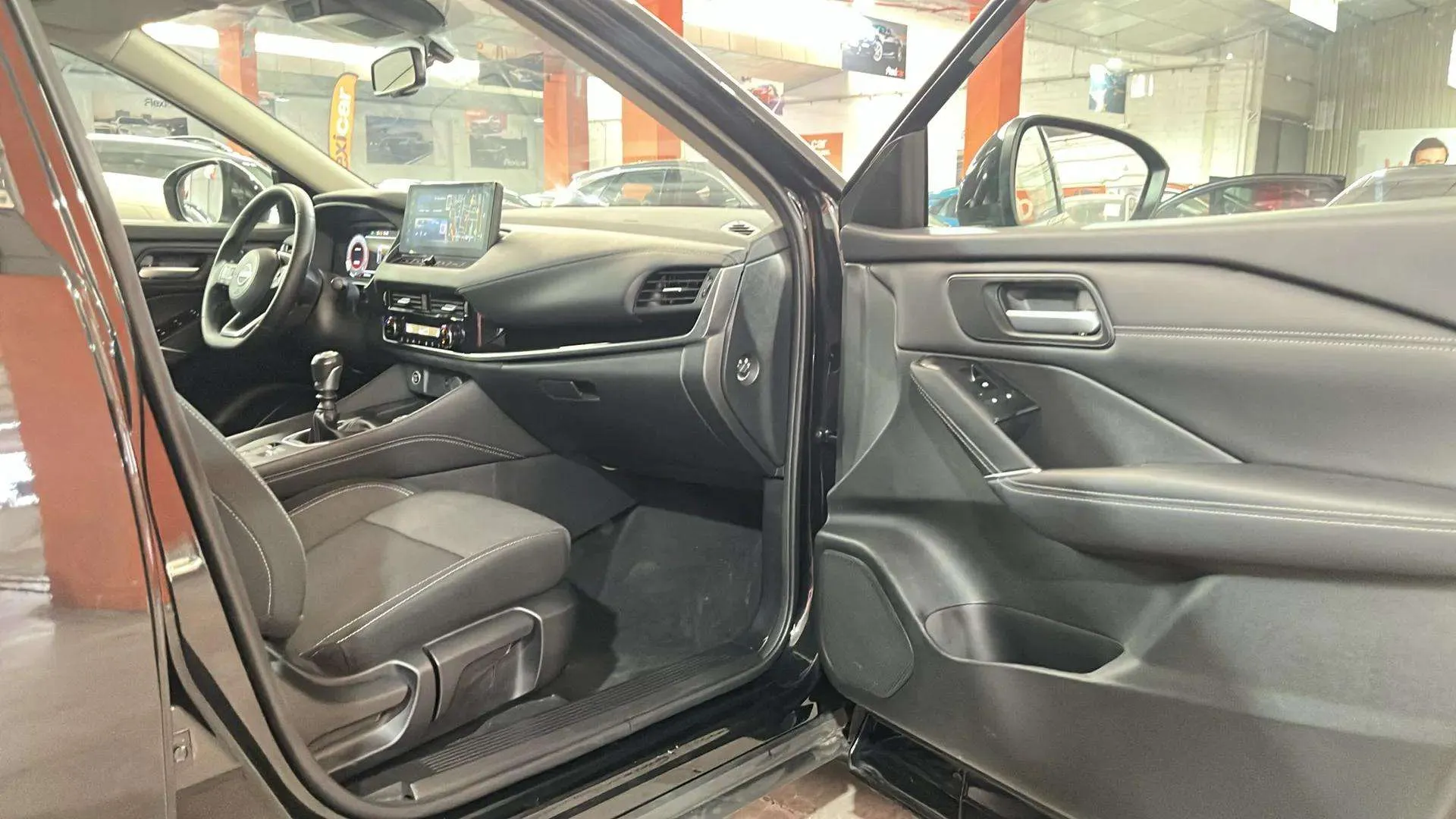 Nissan Qashqai DIG-T mHEV 4x2 Acenta - foto 13