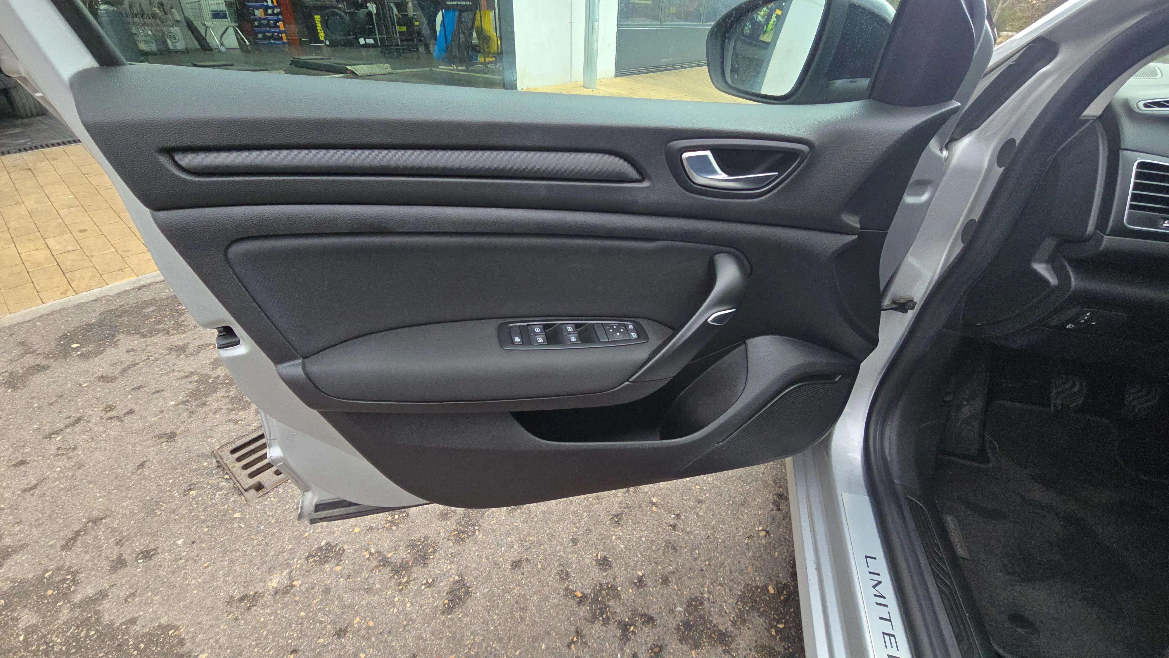 Renault Mégane Limited TCe GPF -SS - foto 16