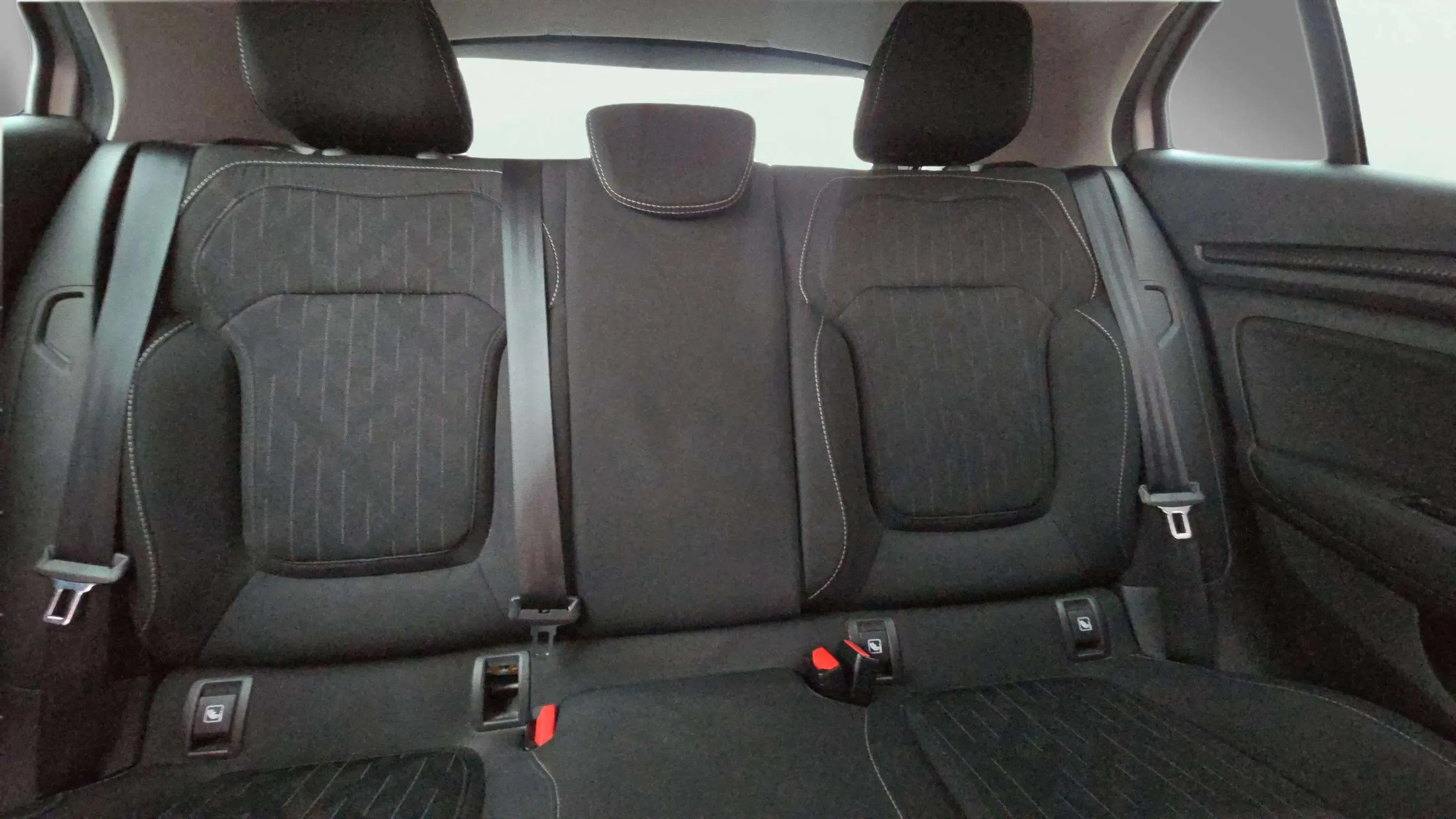 Renault Mégane Limited TCe GPF -SS - foto 23