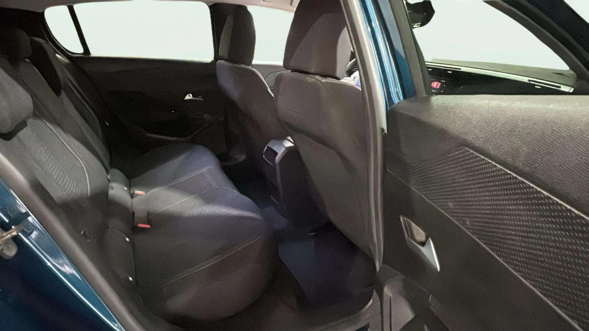 Peugeot 308 Active PureTech 130 EAT8 - foto 20