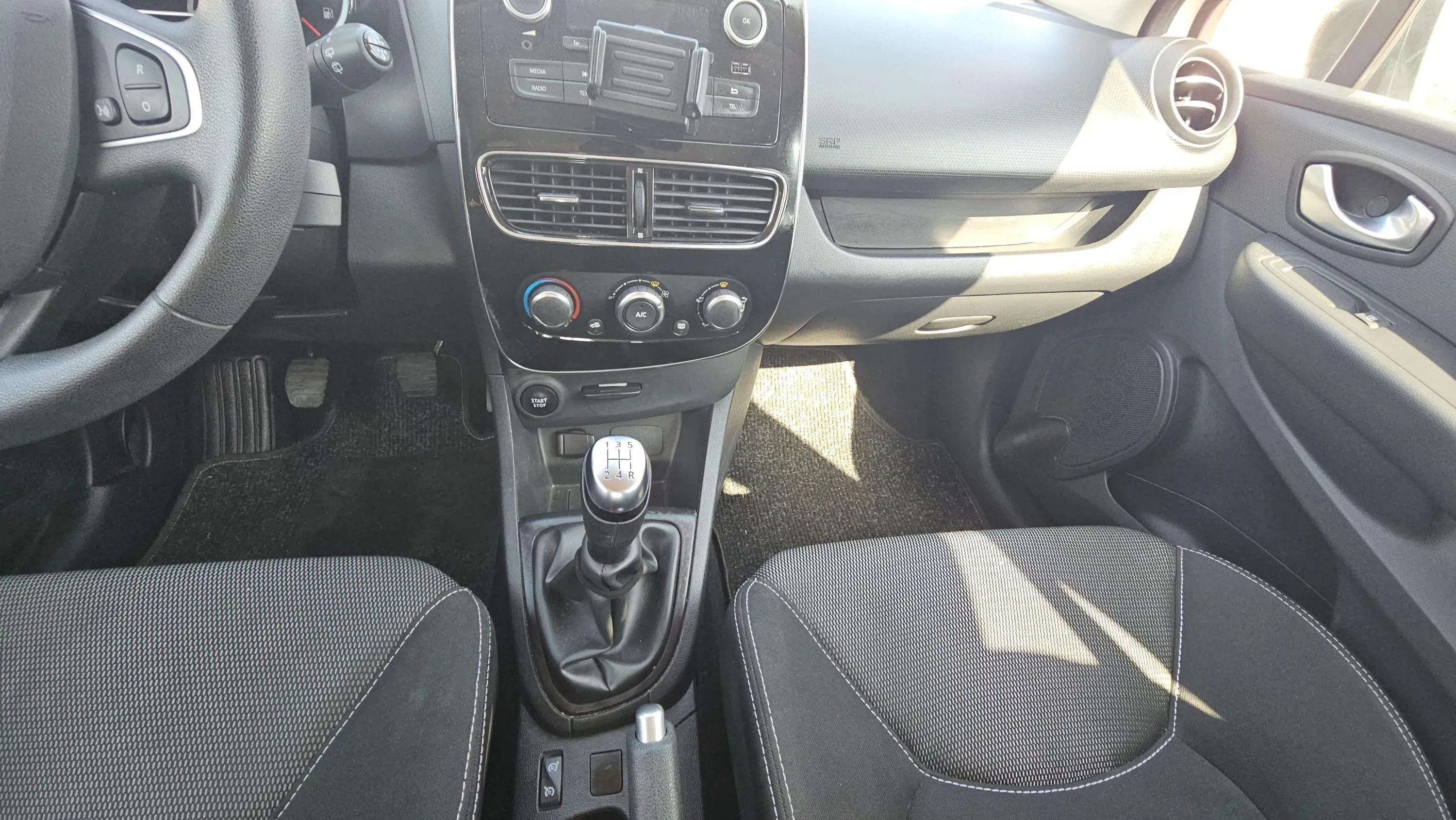 Renault Clio Business TCe GLP -18 - foto 14