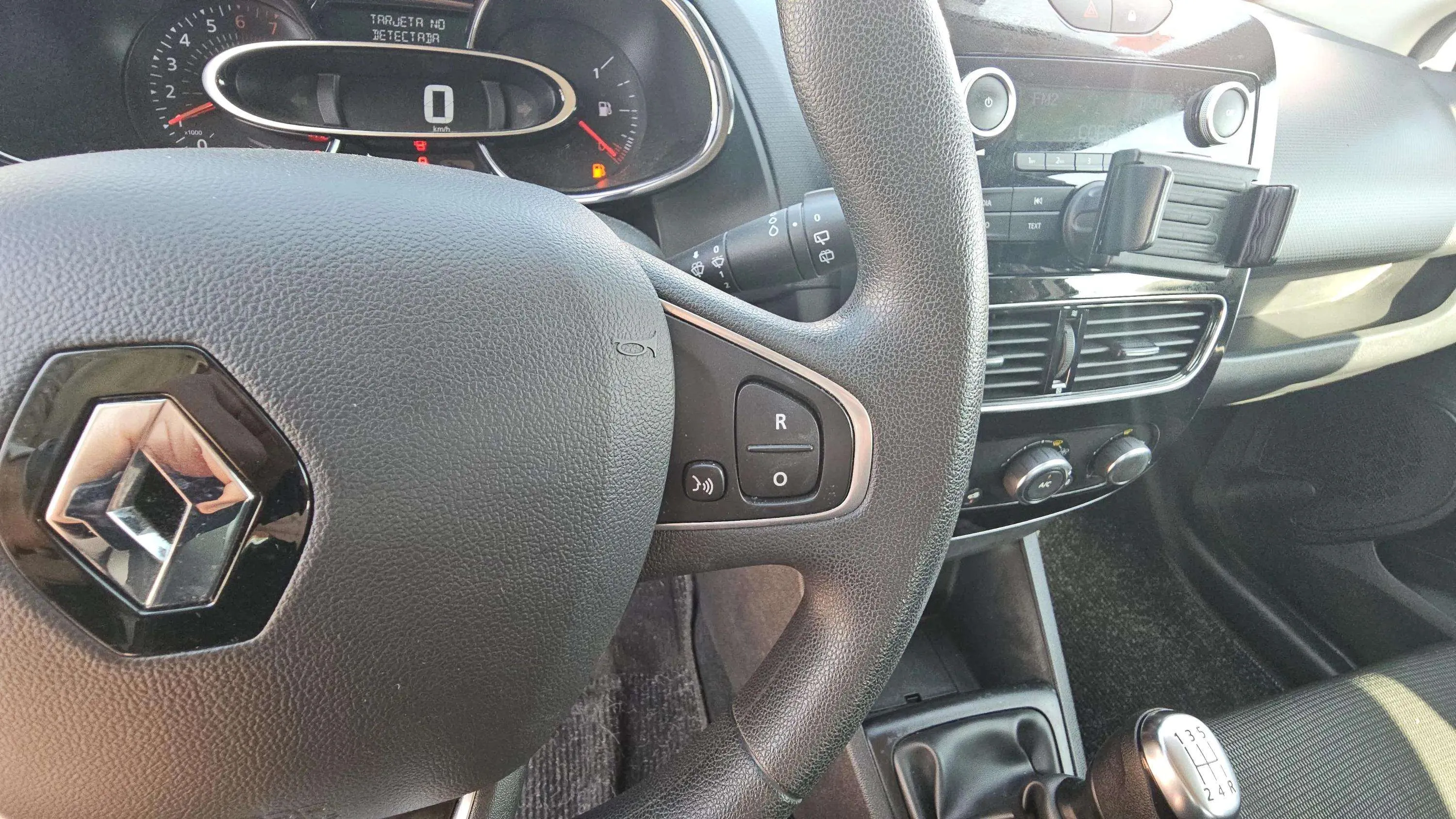 Renault Clio Business TCe GLP -18 - foto 21