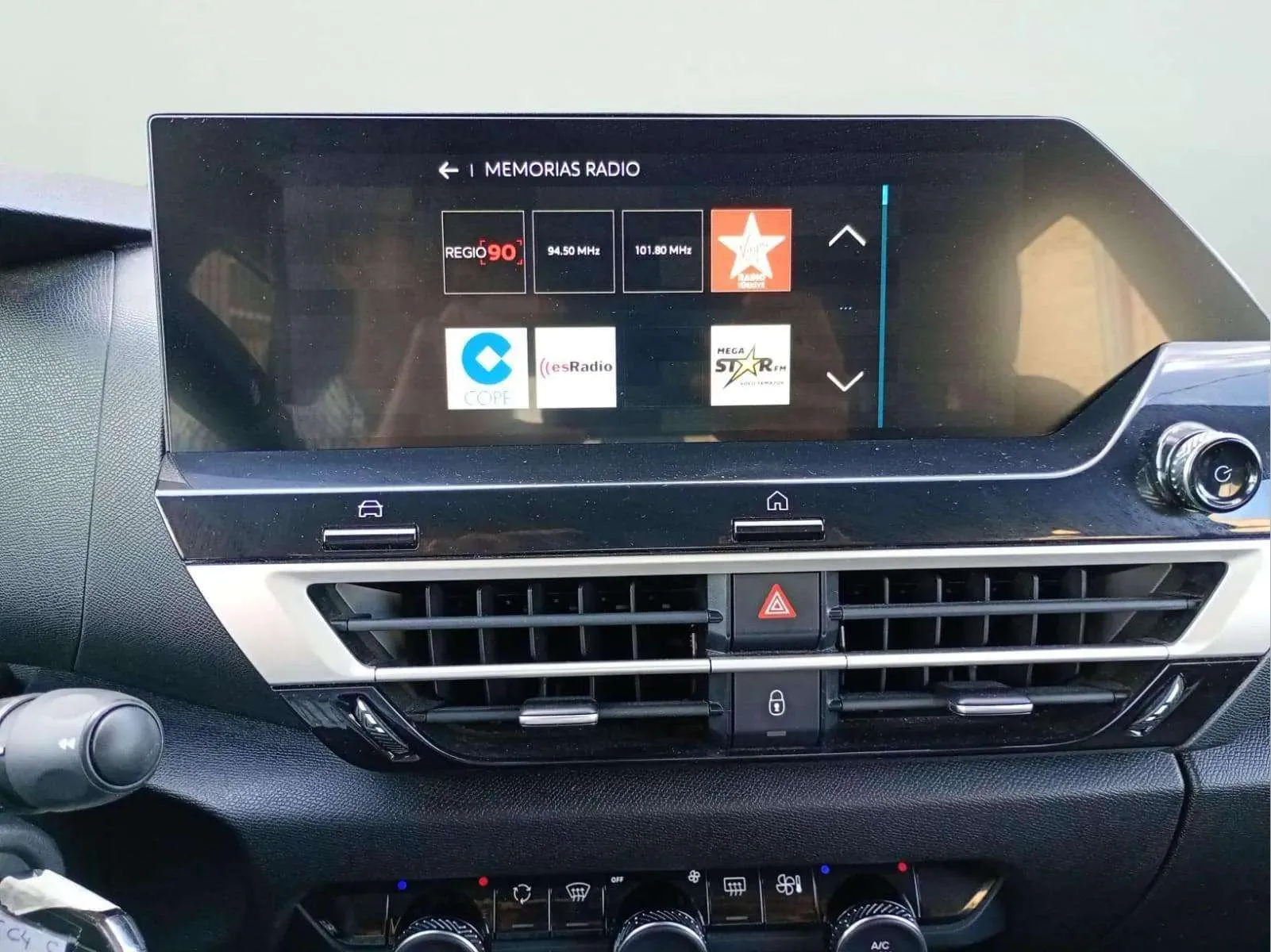 Citroën C4 PureTech 130 Plus - foto 10