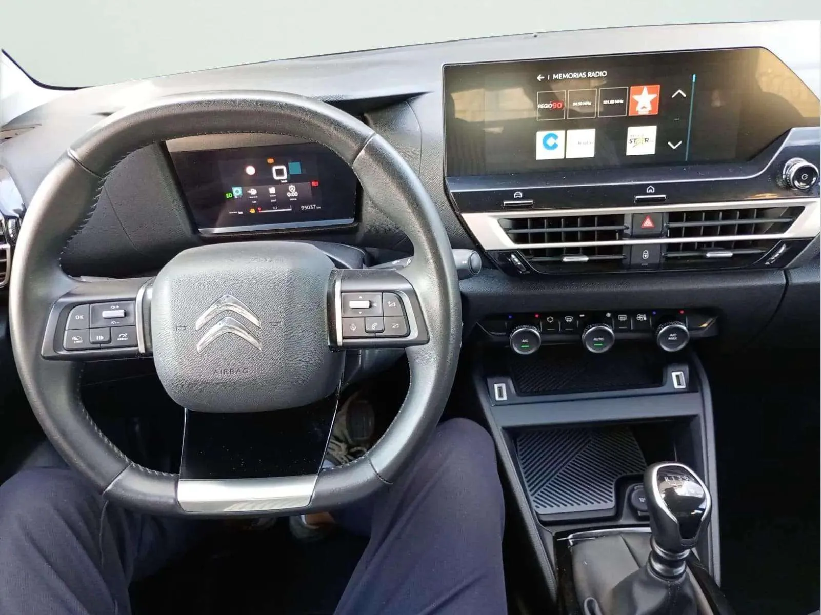 Citroën C4 PureTech 130 Plus - foto 9