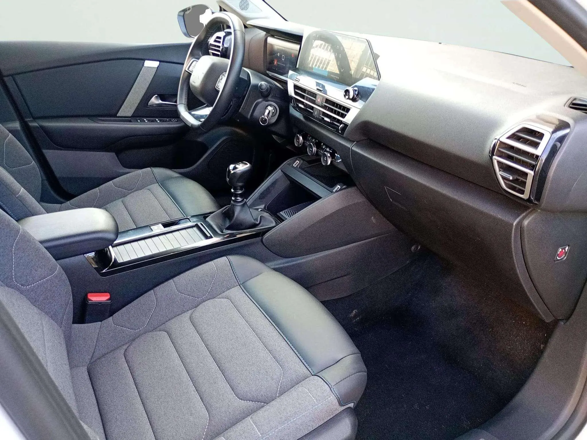 Citroën C4 PureTech 130 Plus - foto 13