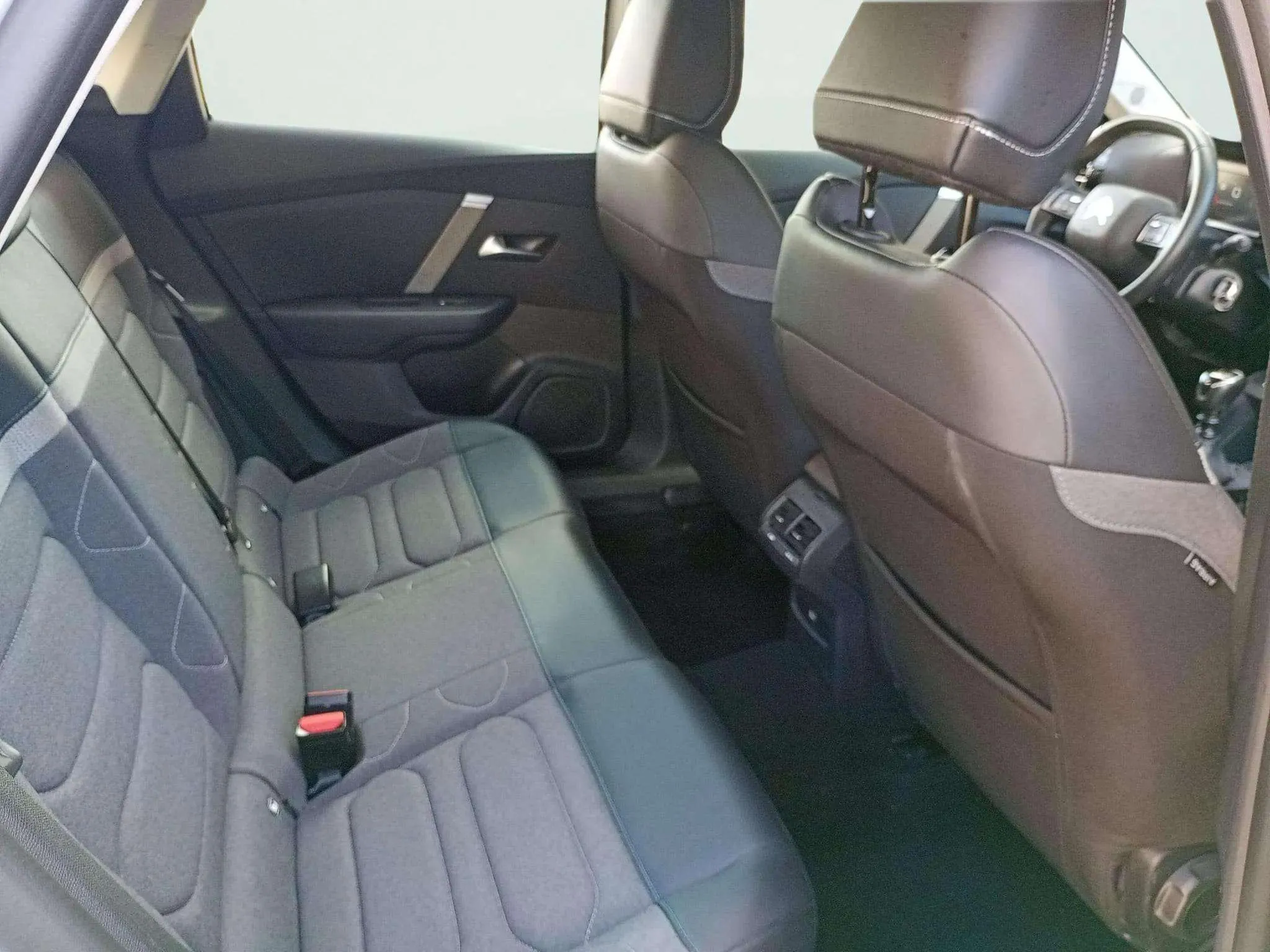Citroën C4 PureTech 130 Plus - foto 14