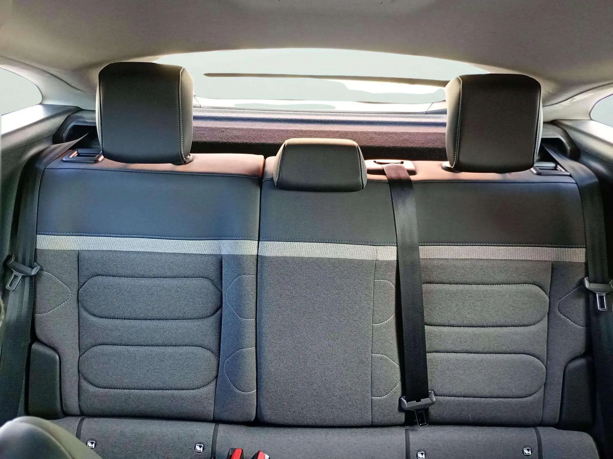 Citroën C4 PureTech 130 Plus - foto 15