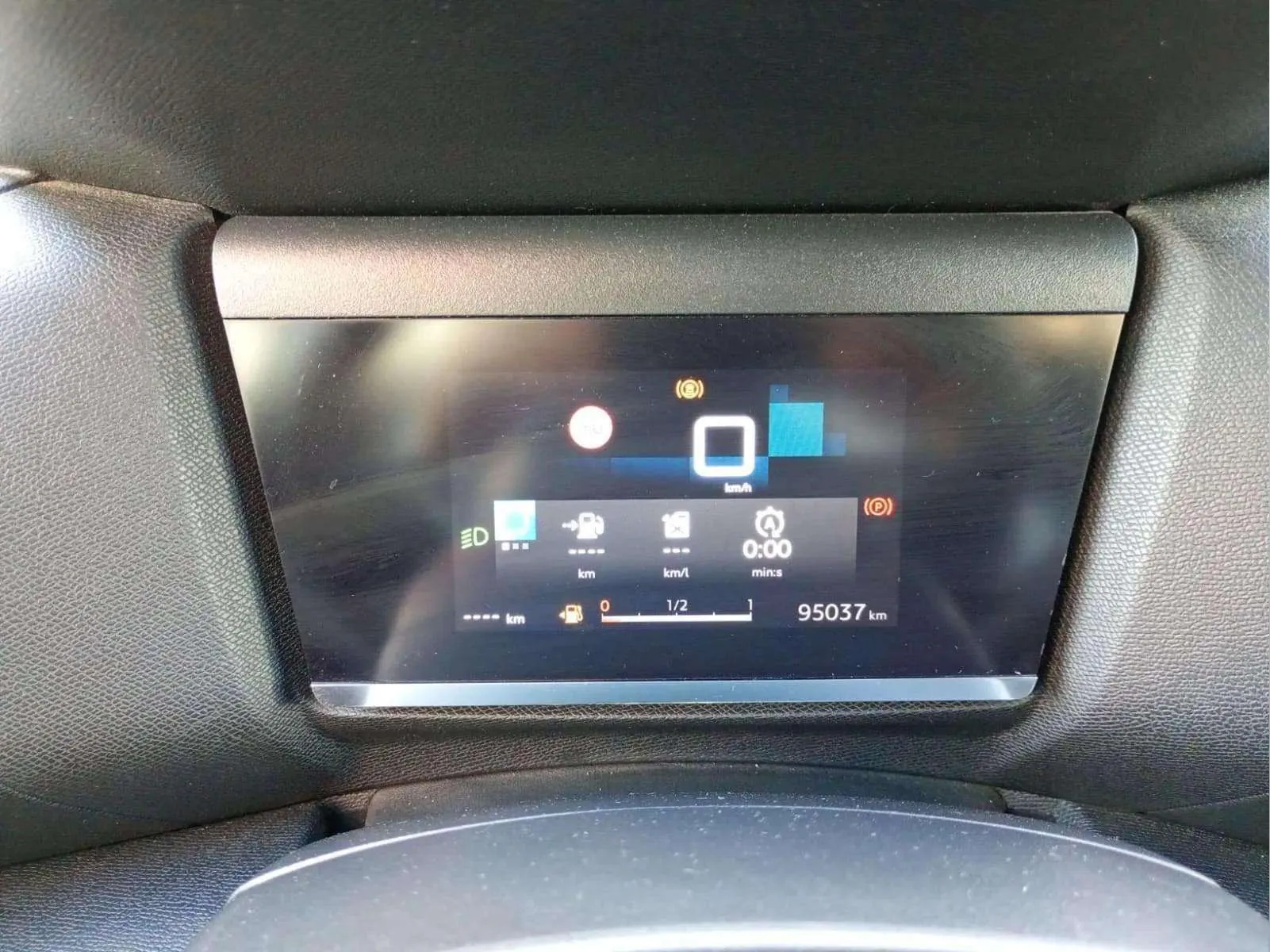 Citroën C4 PureTech 130 Plus - foto 12