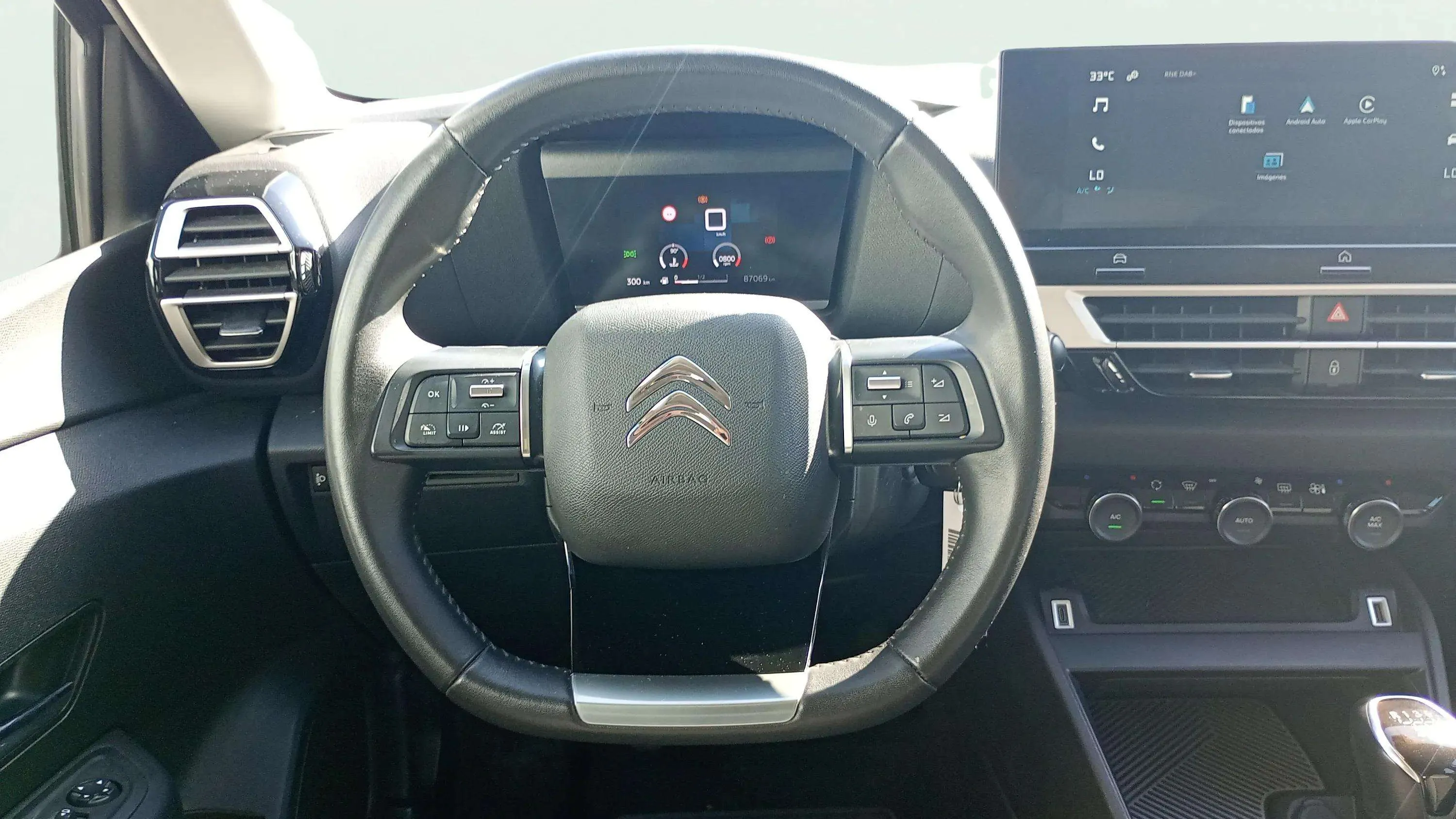 Citroën C4 PureTech 130 Plus - foto 11