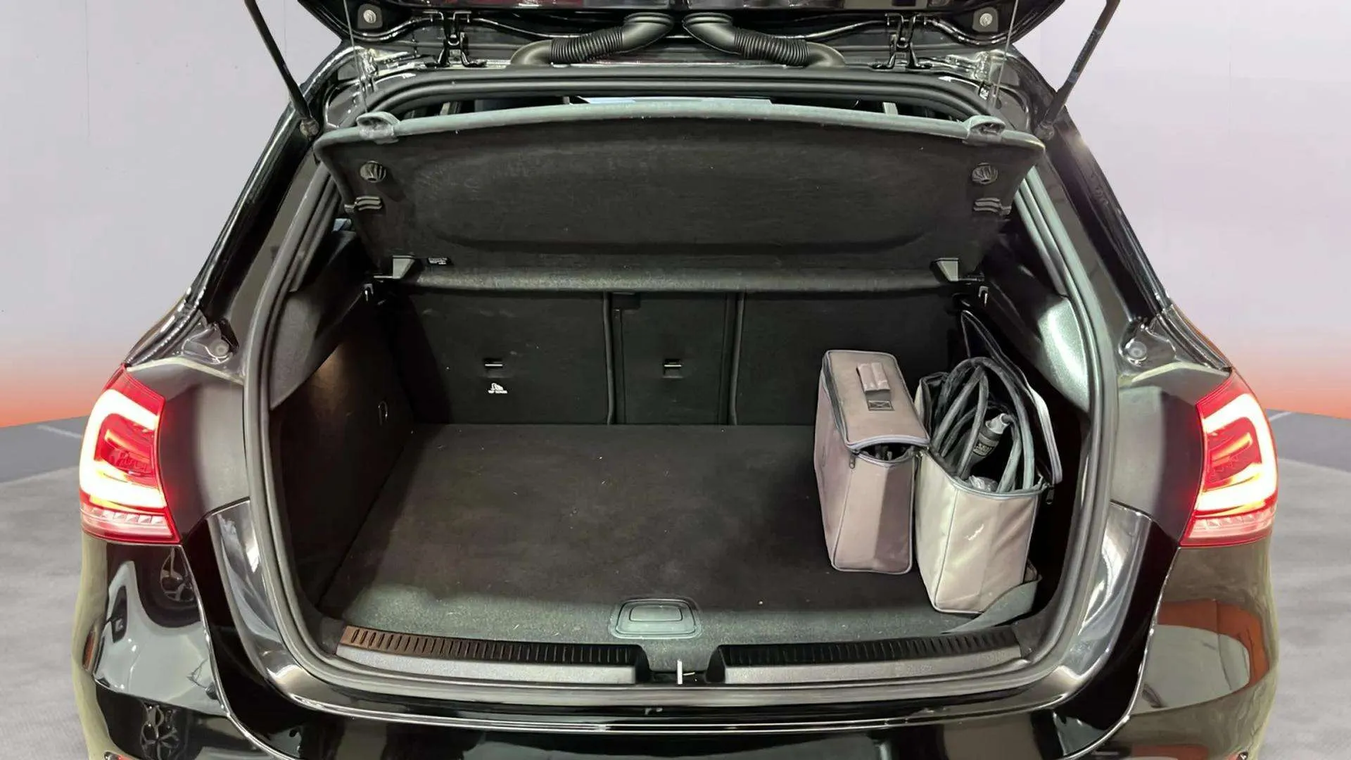 Mercedes-Benz Clase A A 250 e - foto 28