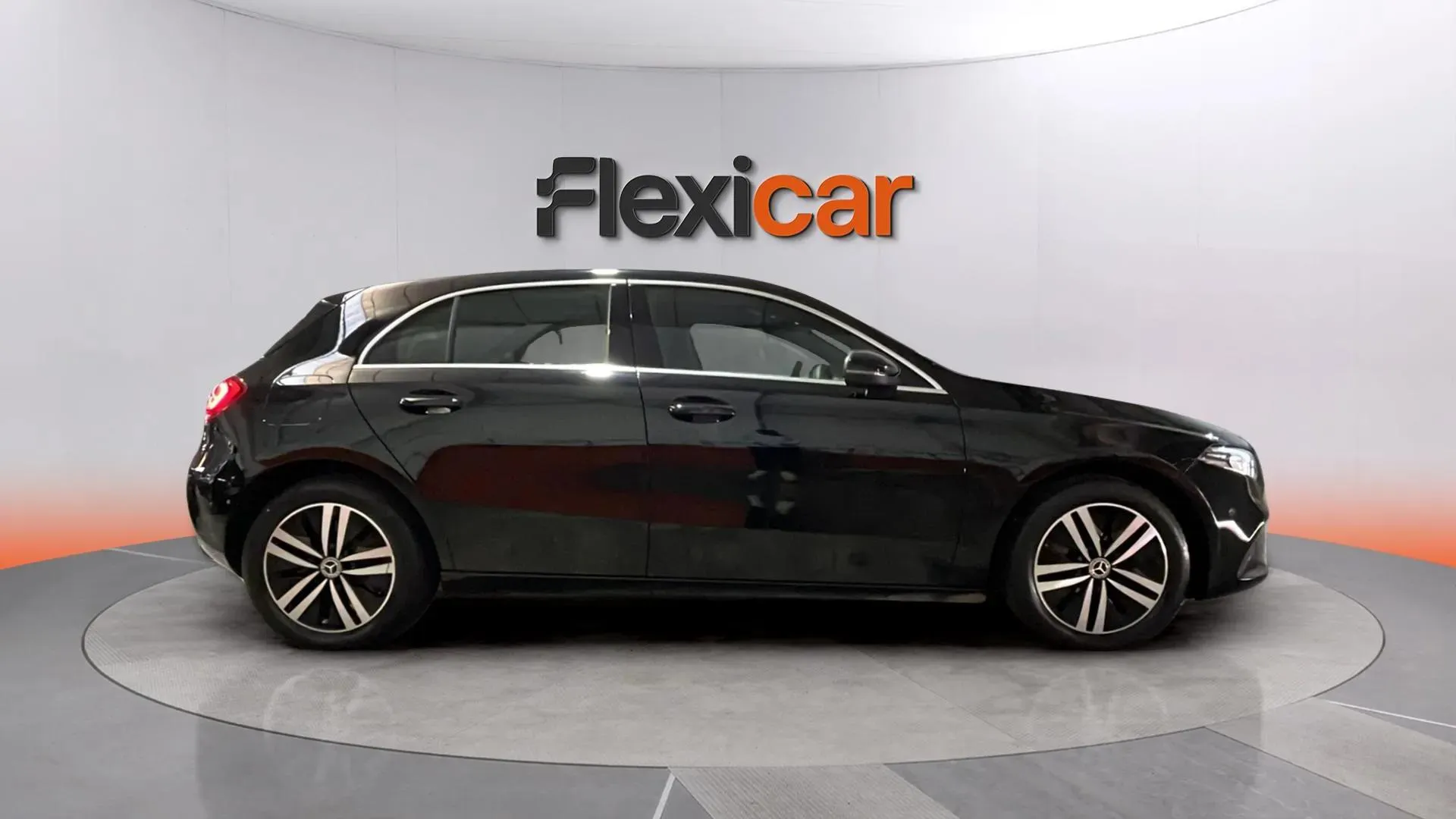 Mercedes-Benz Clase A A 250 e - foto 8