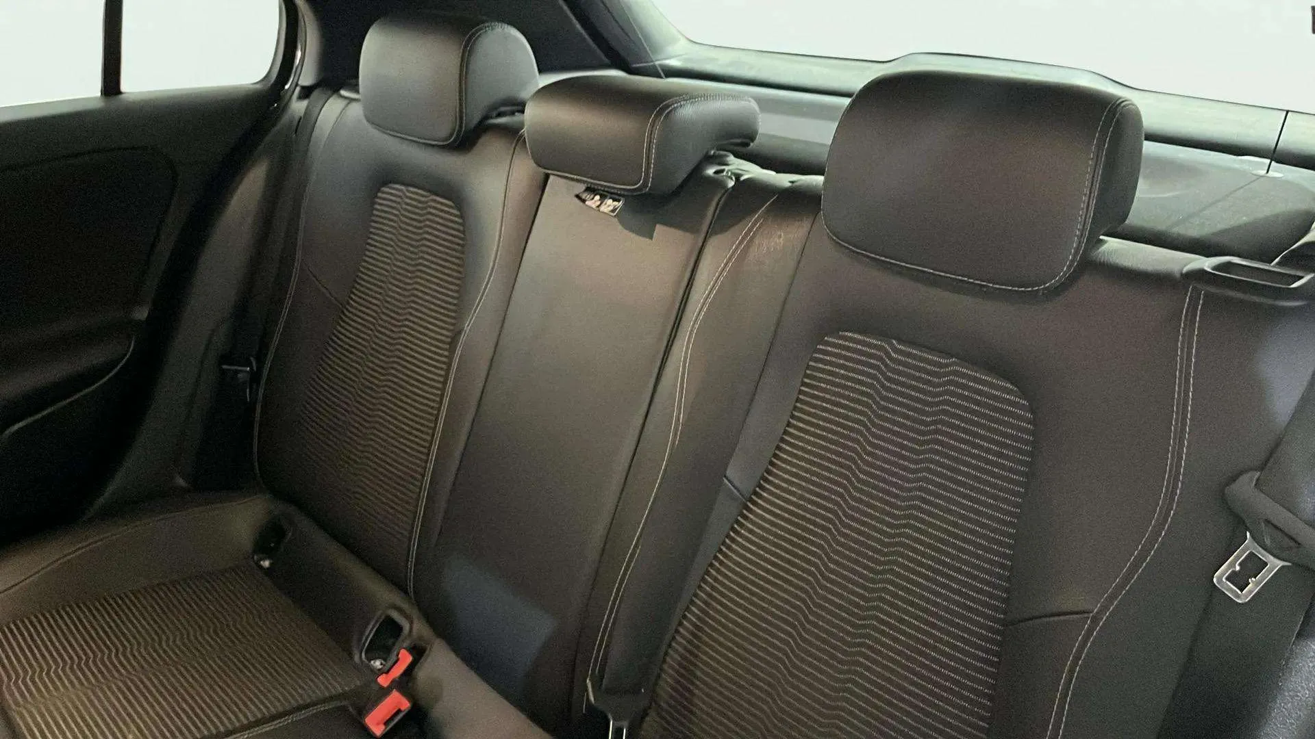 Mercedes-Benz Clase A A 250 e - foto 24