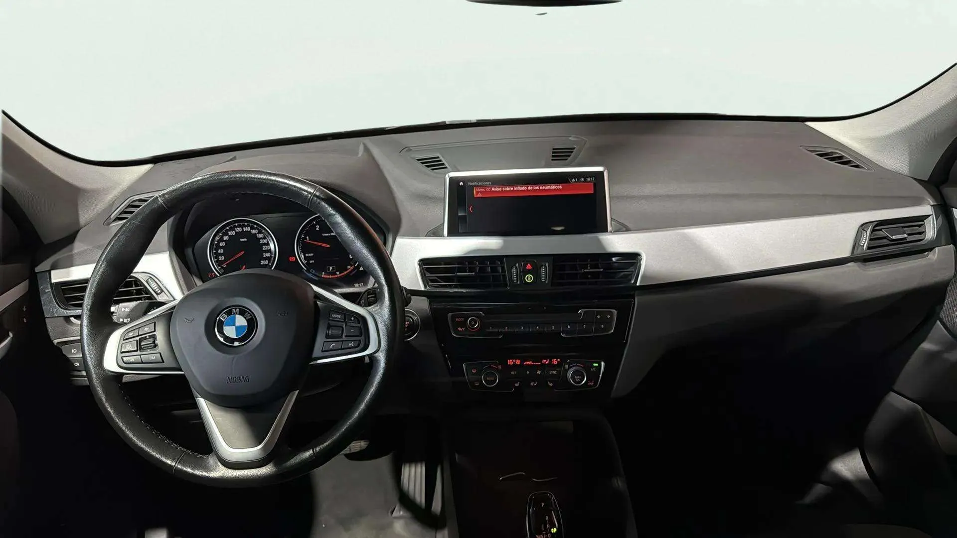 BMW X1 xDrive20dA - foto 10