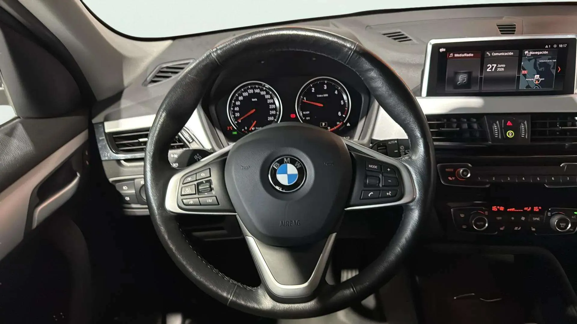 BMW X1 xDrive20dA - foto 12