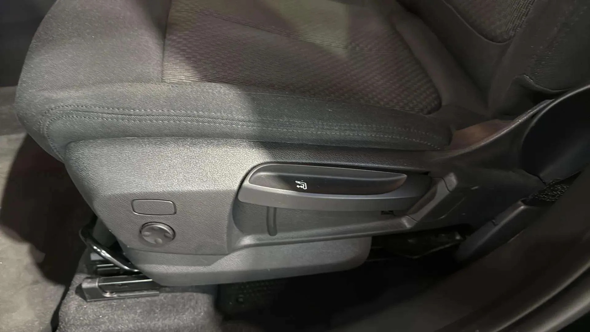BMW X1 xDrive20dA - foto 20