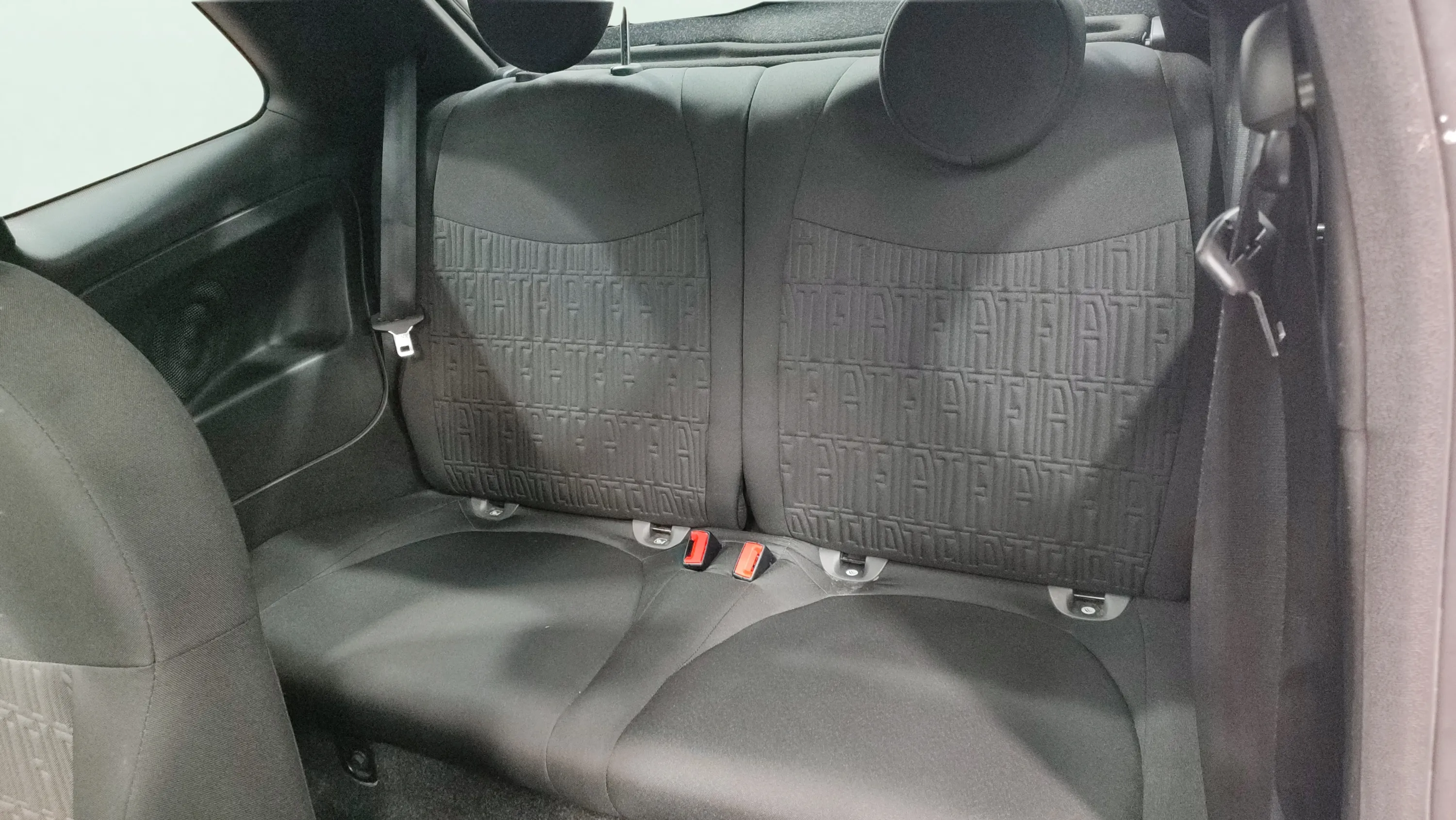 Fiat 500 Monotrim 1.0 Hybrid Tech - foto 27