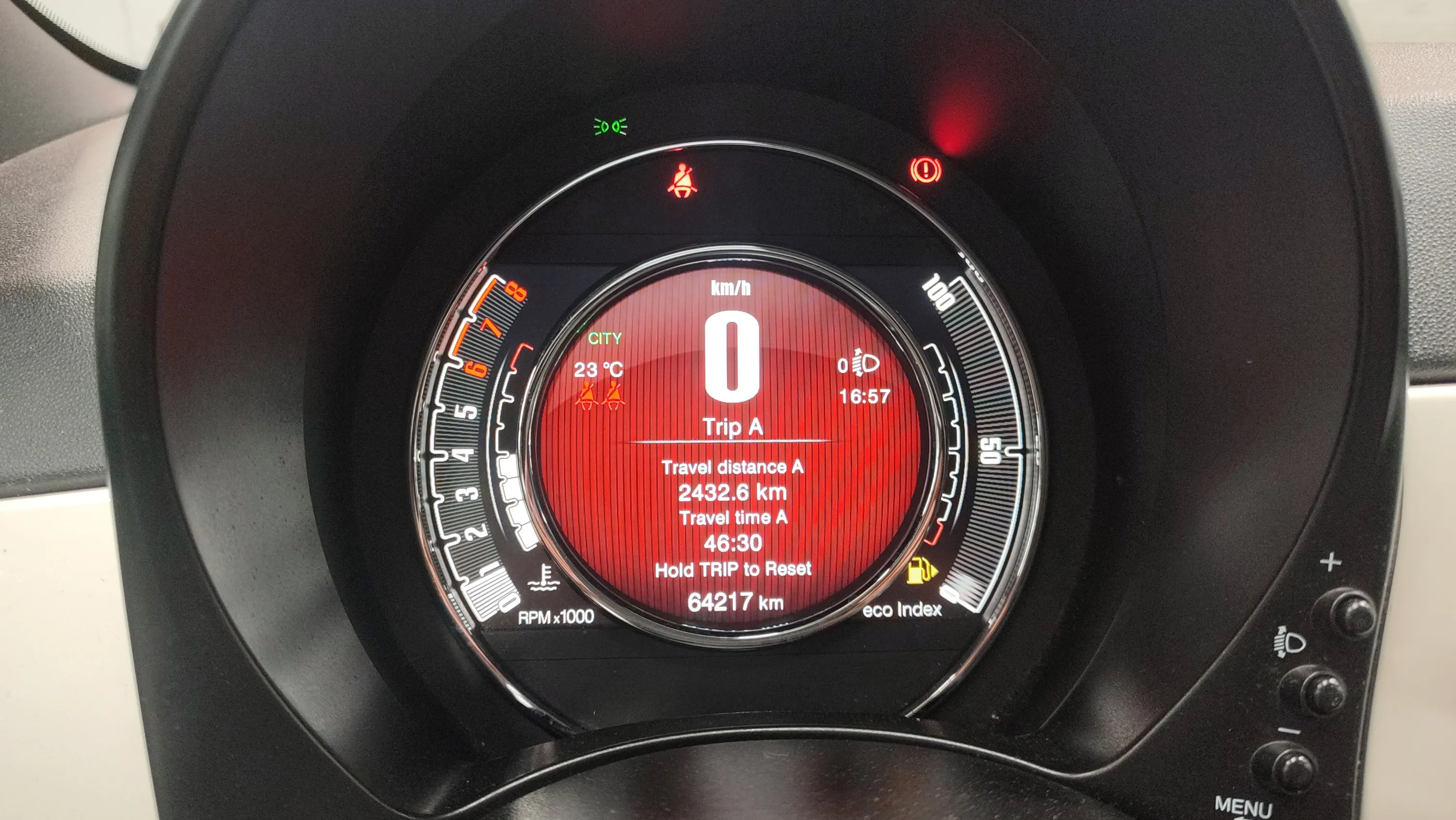 Fiat 500 Monotrim 1.0 Hybrid Tech - foto 17